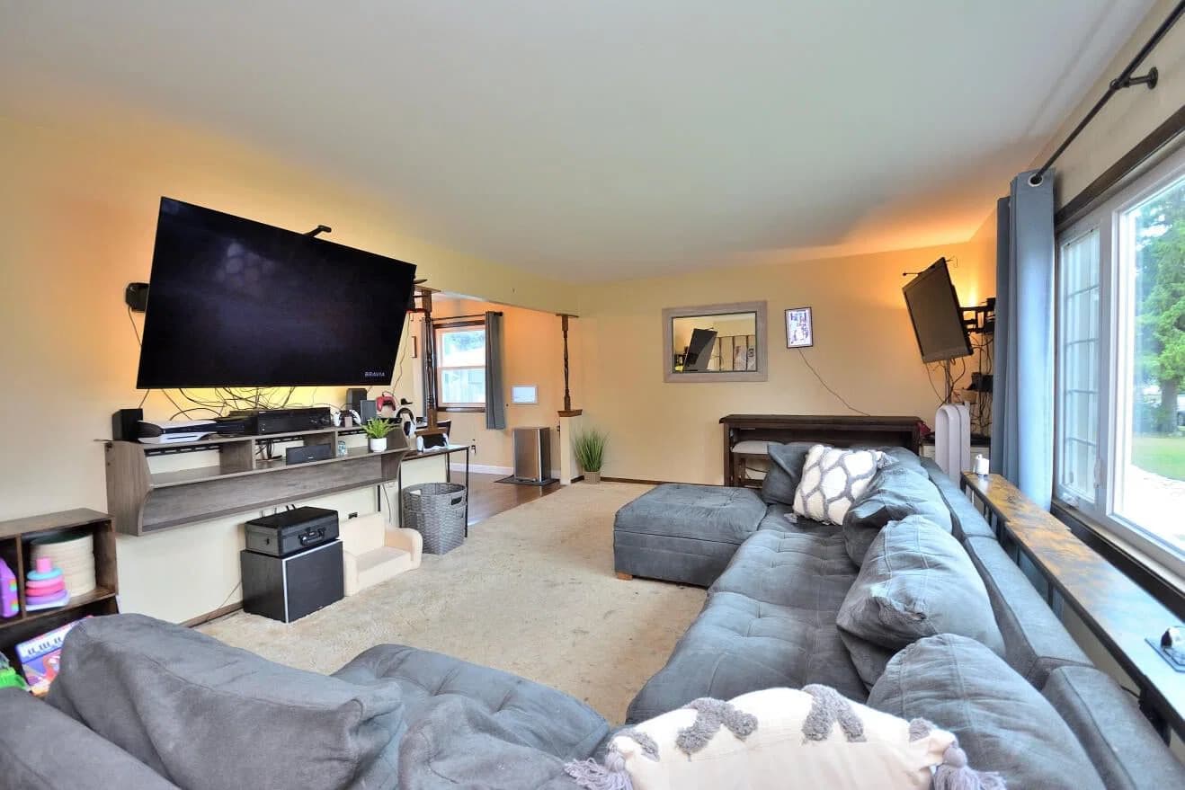 4271 89th 3