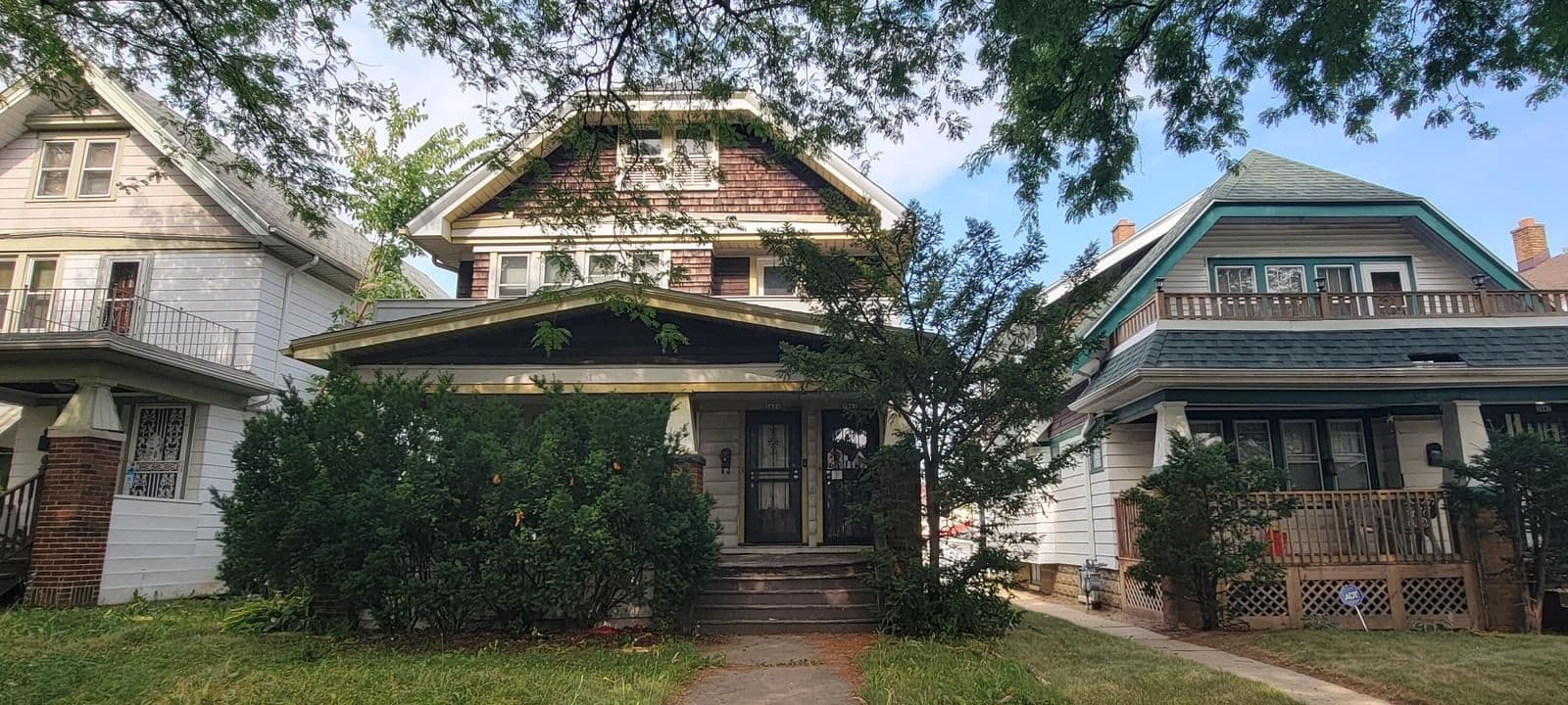 3859 24th, Milwaukee, WI 53206