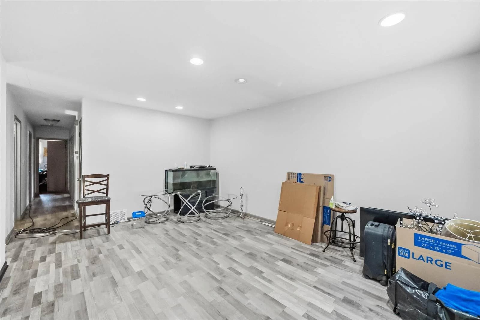 8528 Potomac 2