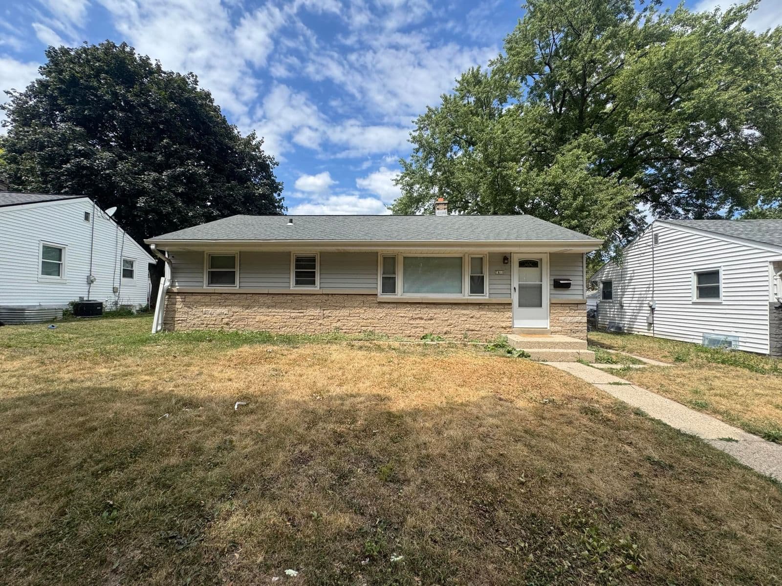 7810 Kathryn, Milwaukee, WI 53218
