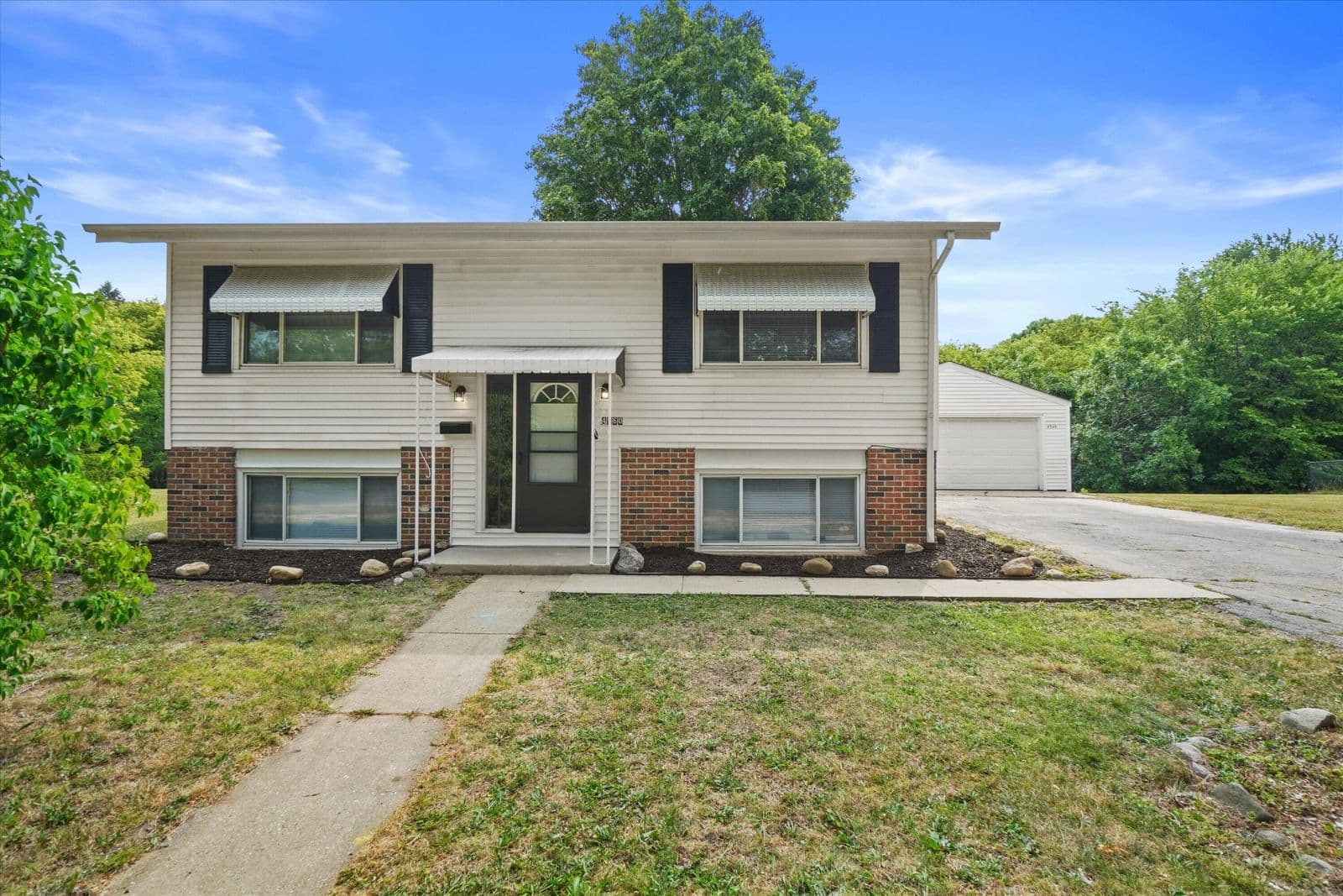 4560 47th, Milwaukee, WI 53218
