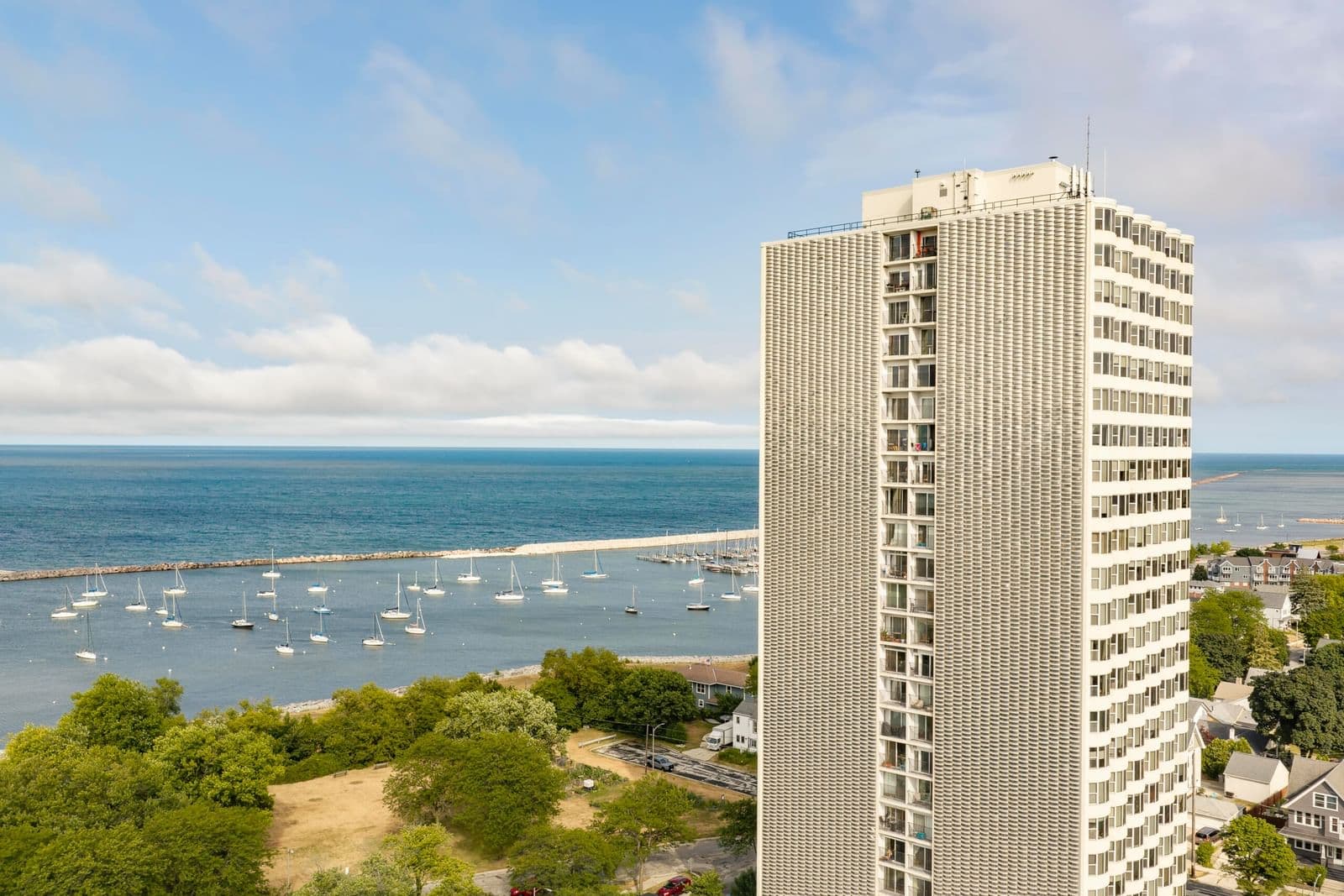 2525 Shore 2