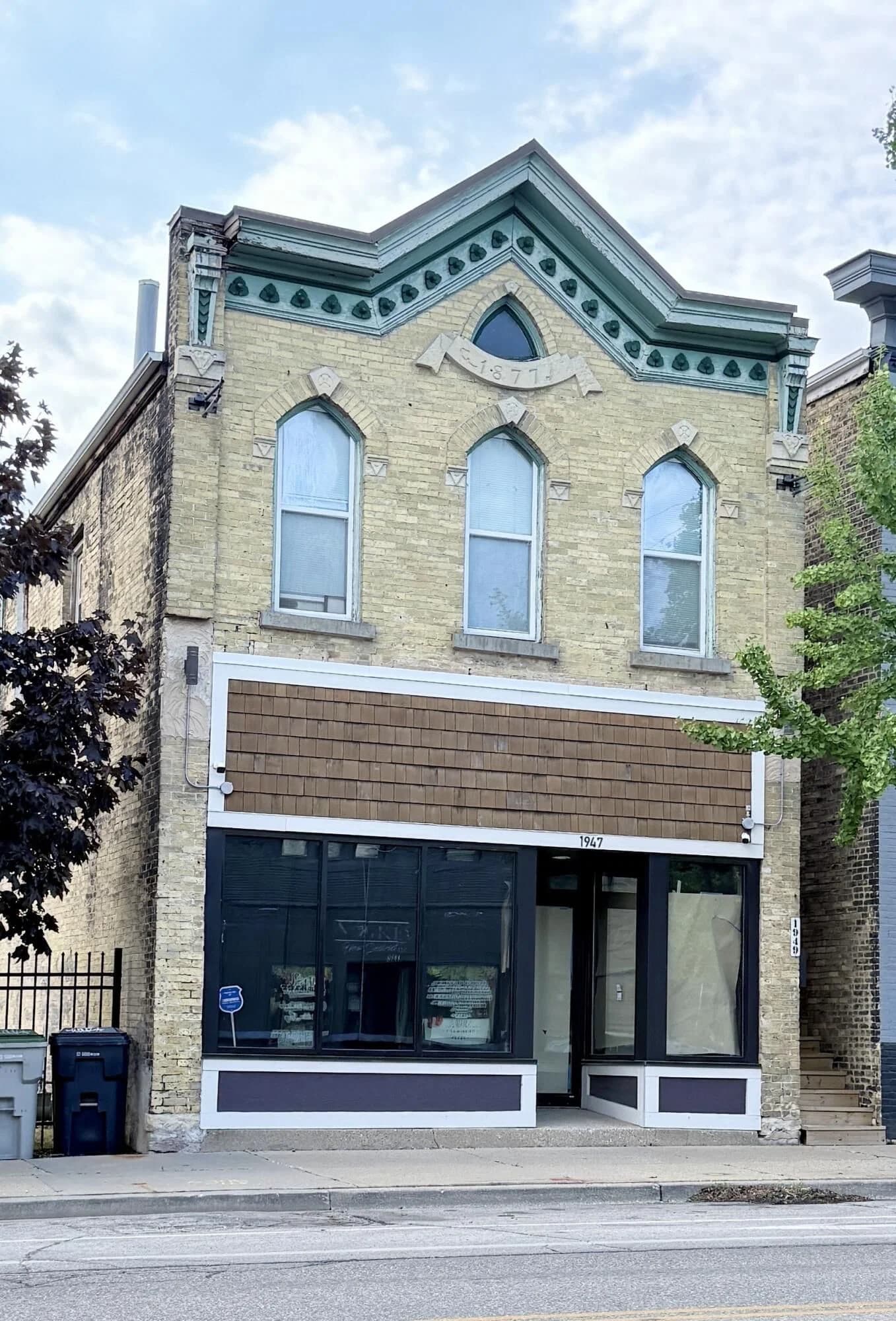 1947 Dr Martin Luther King Jr, Milwaukee, WI 53212