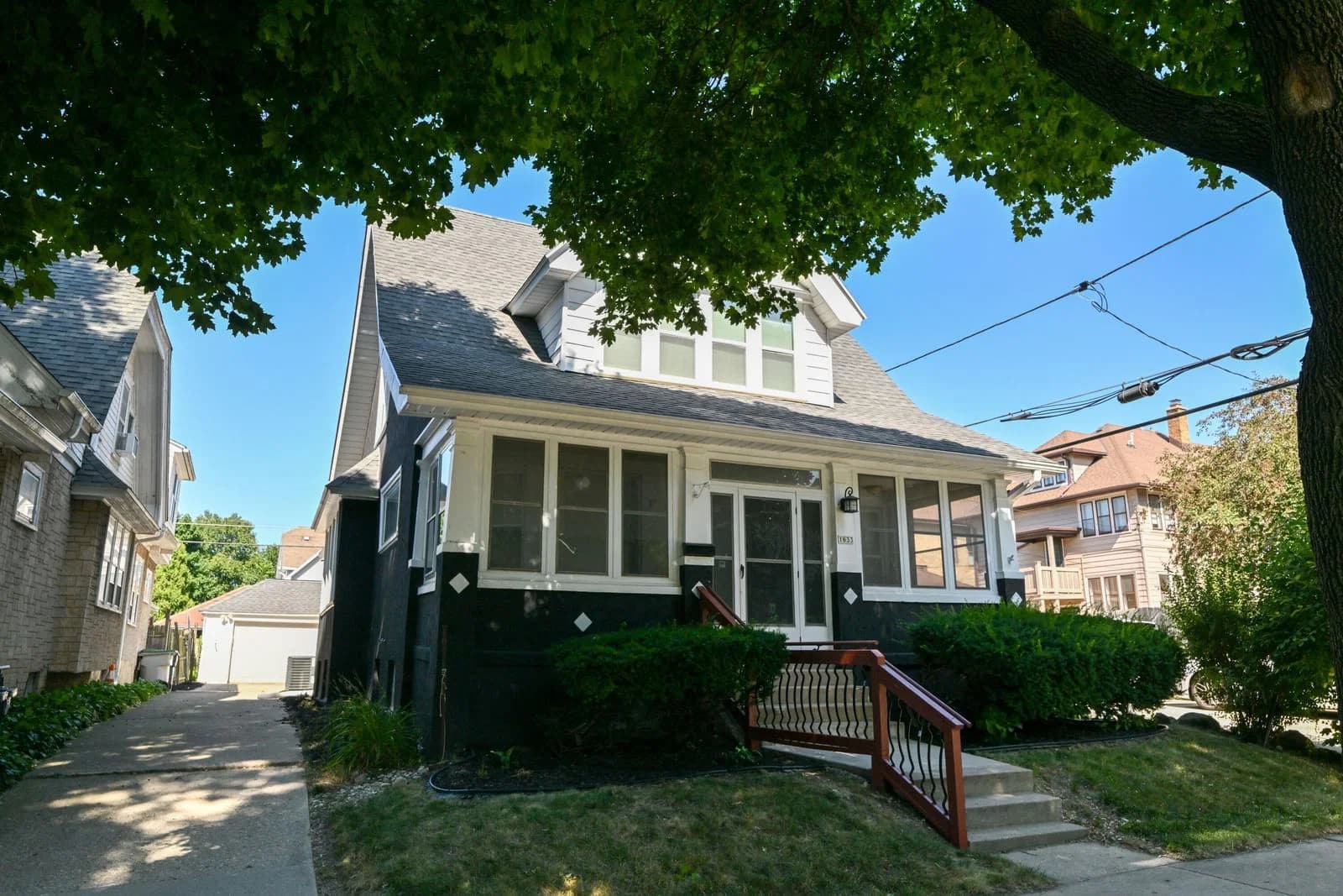 1633 59th 2