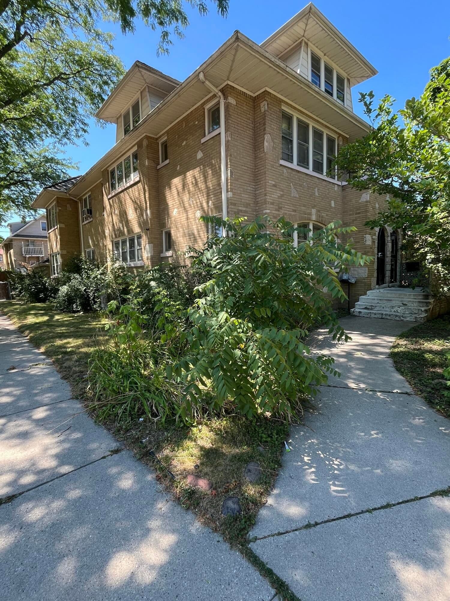 2803 51st, Milwaukee, WI 53210