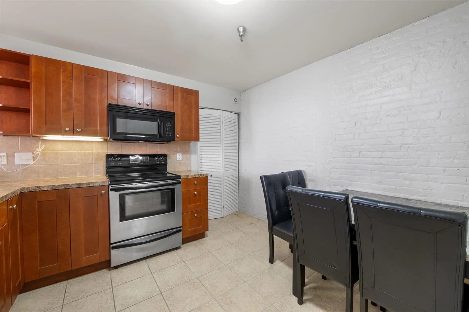 234 Broadway 5