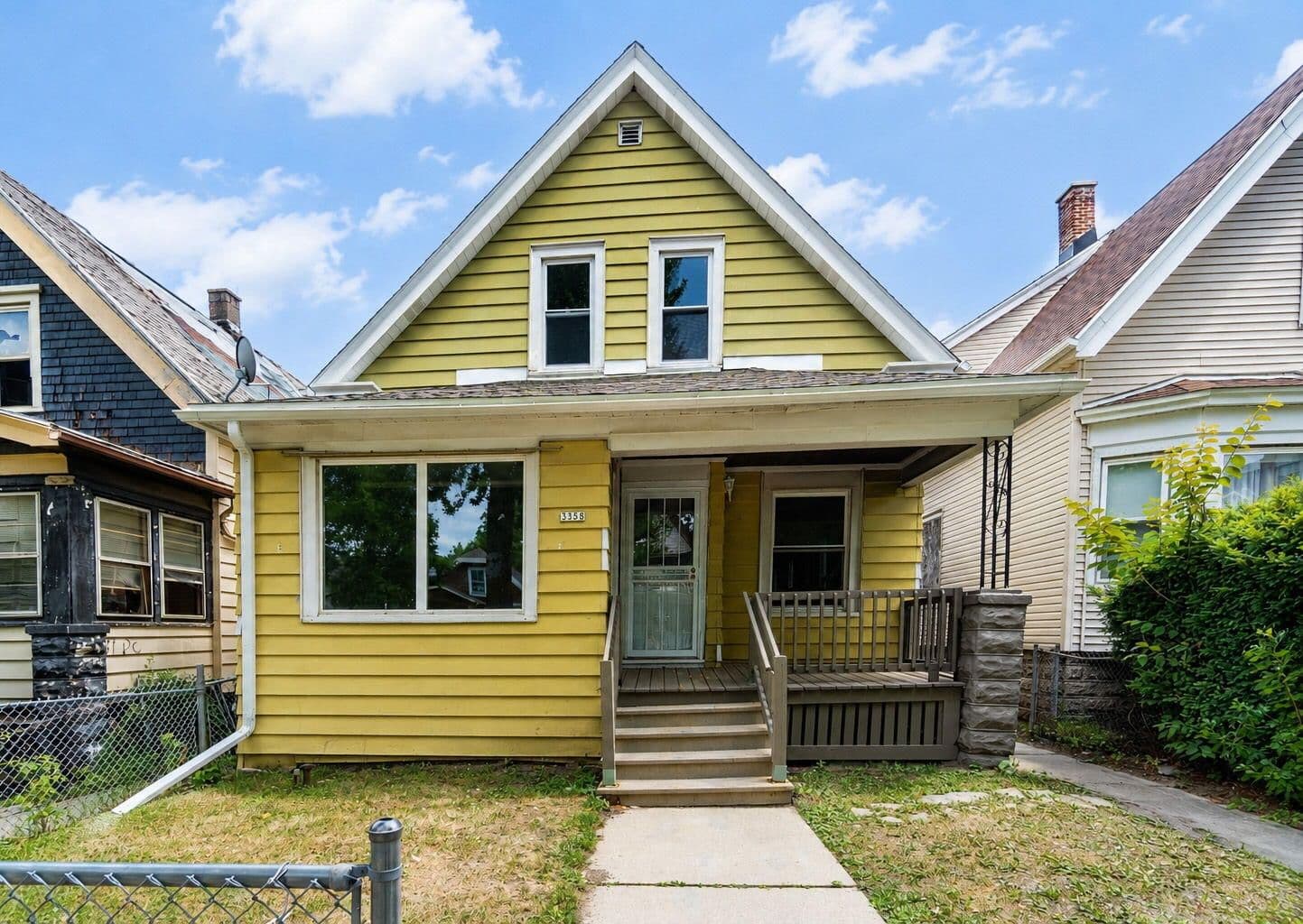 3358 25th, Milwaukee, WI 53206