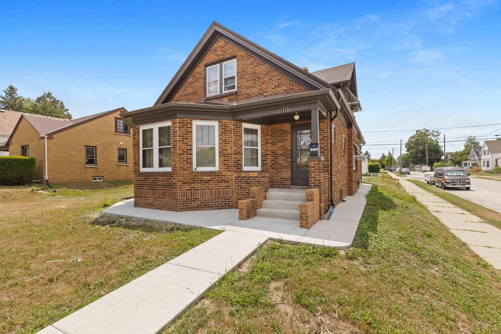 1313 Marquette, South Milwaukee, WI 53172