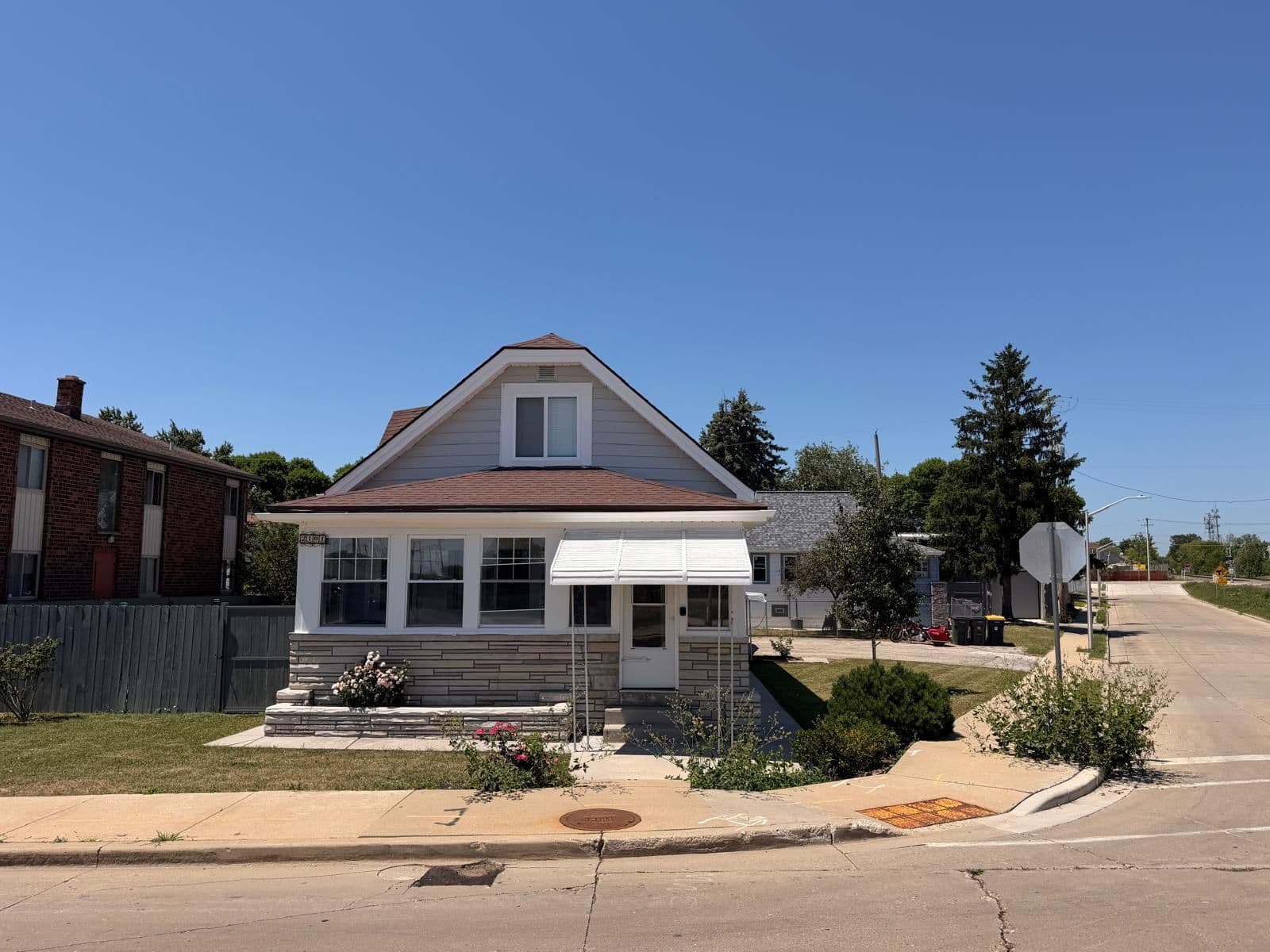 2101 60th, West Allis, WI 53219