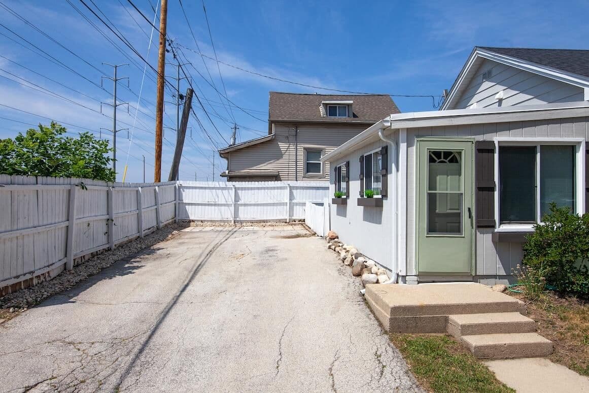 6101 Fairview 5