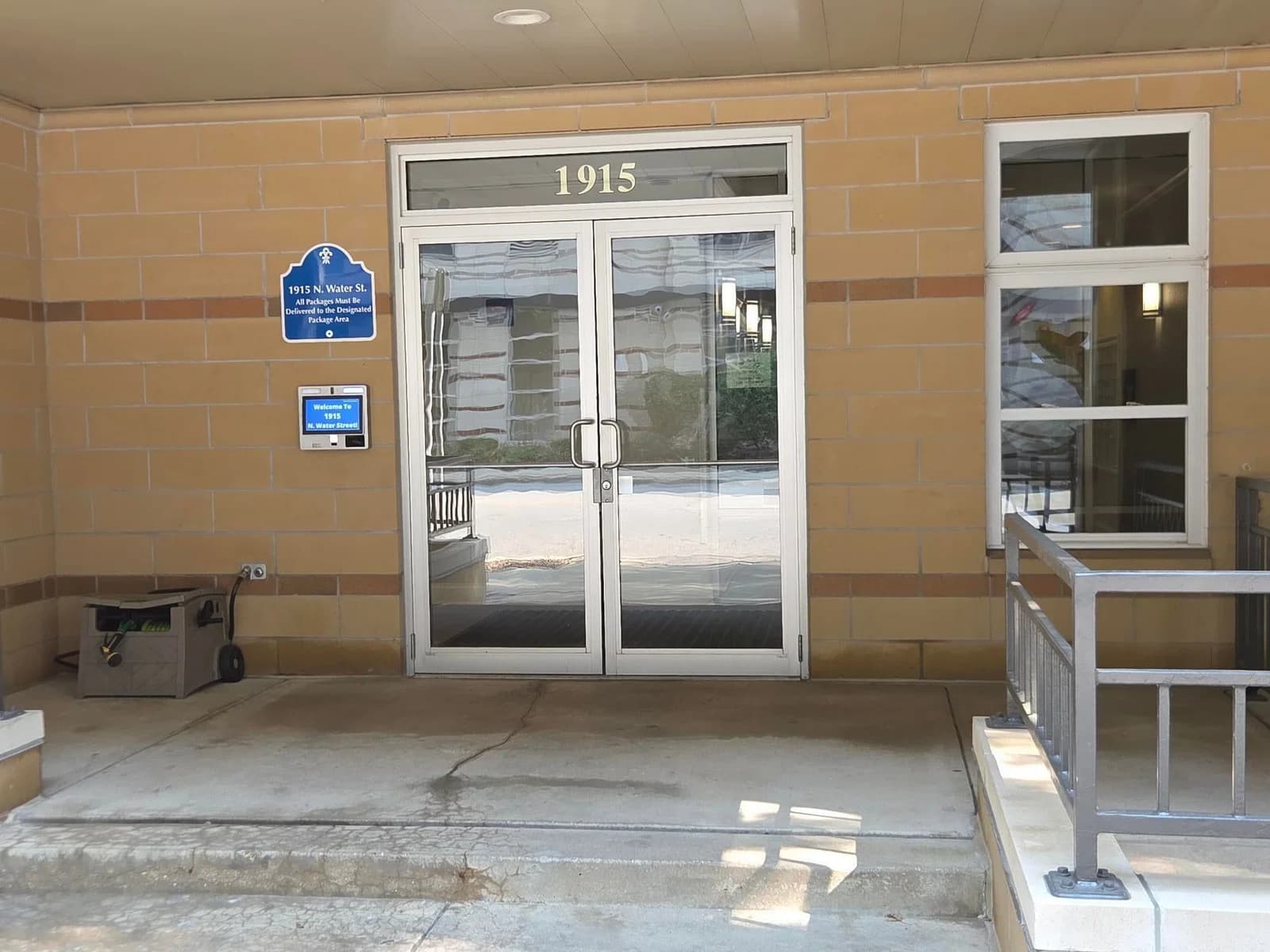 1915 Water, Milwaukee, WI 53202