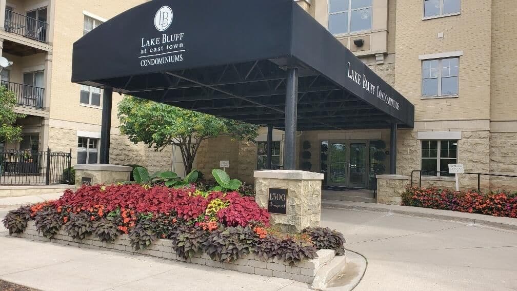 1300 Prospect, Milwaukee, WI 53202