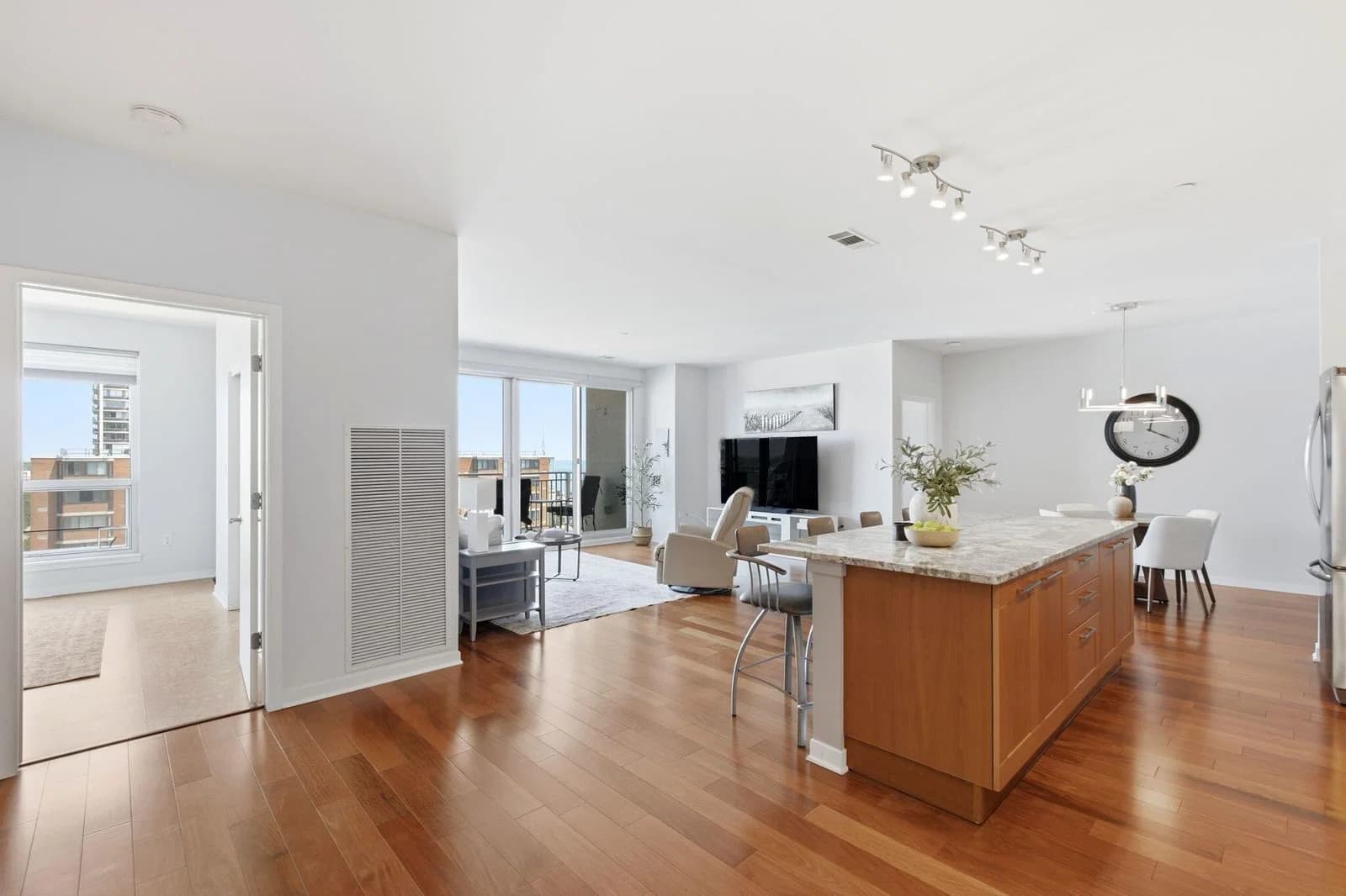 1522 Prospect 3