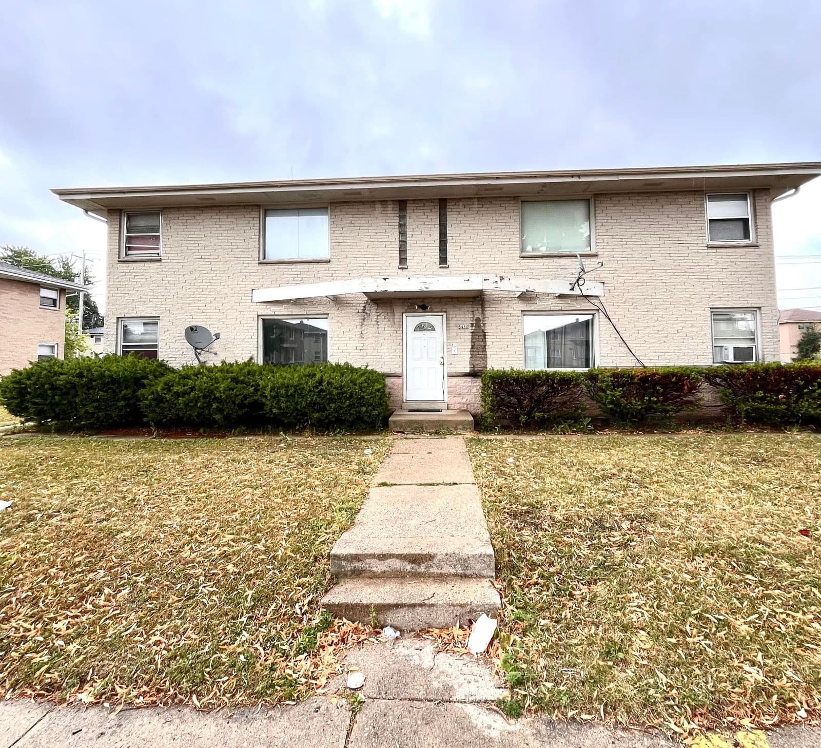 5480 92nd, Milwaukee, WI 53225