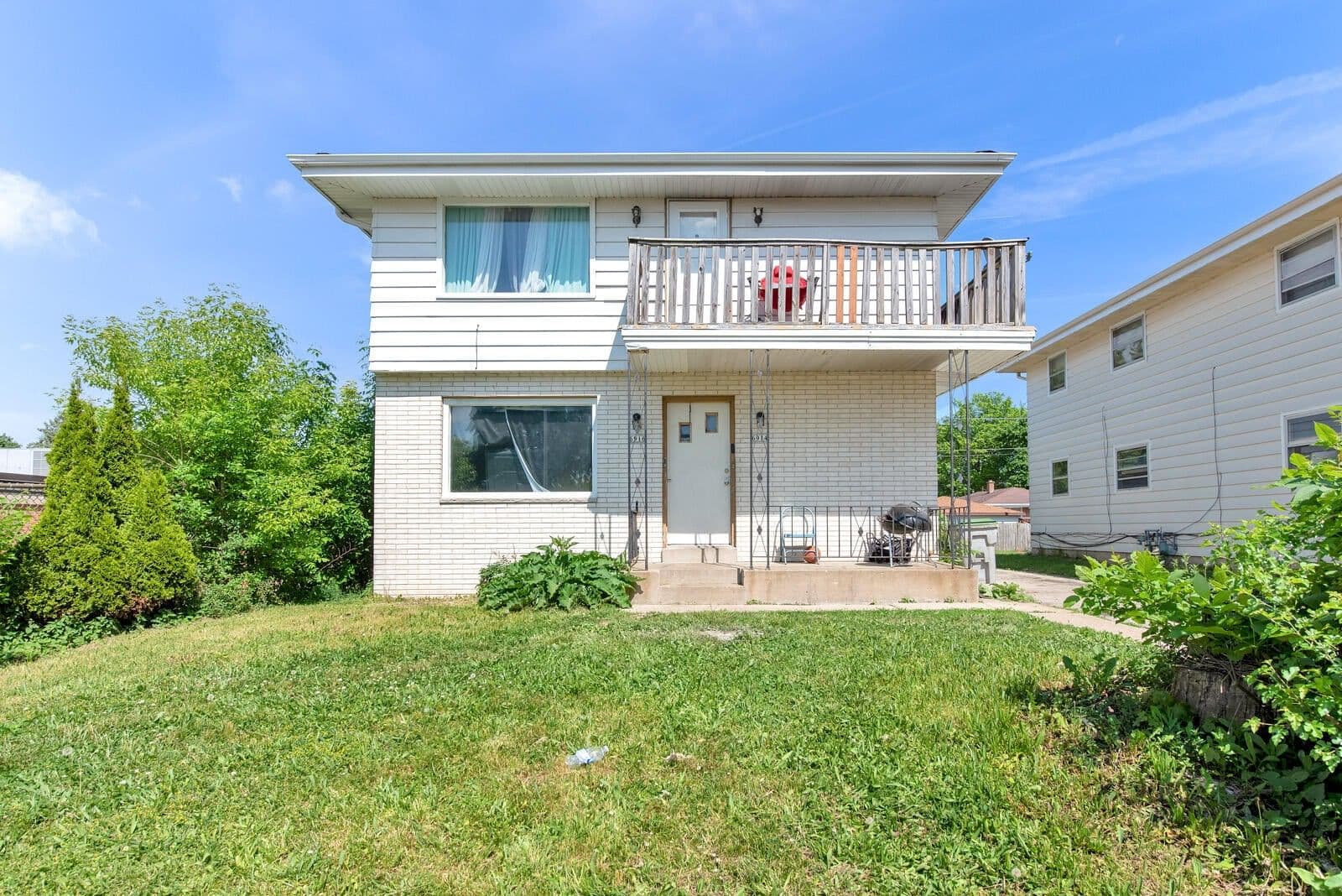 6914 42nd, Milwaukee, WI 53209