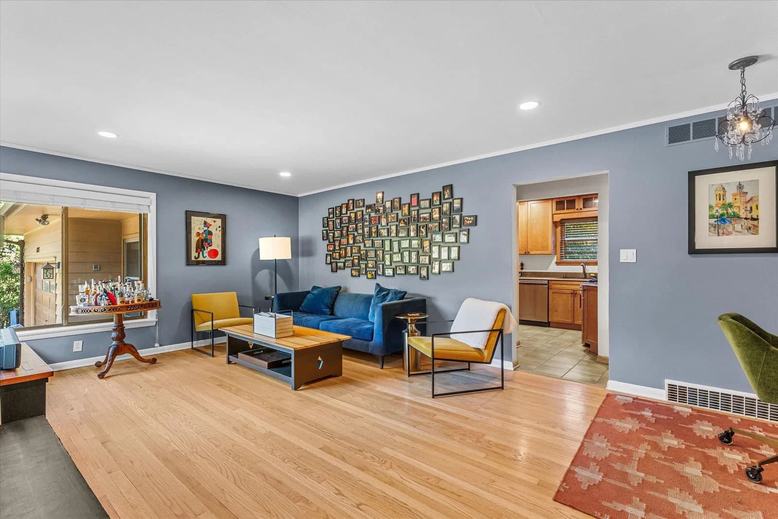 11825 Elmhurst 3