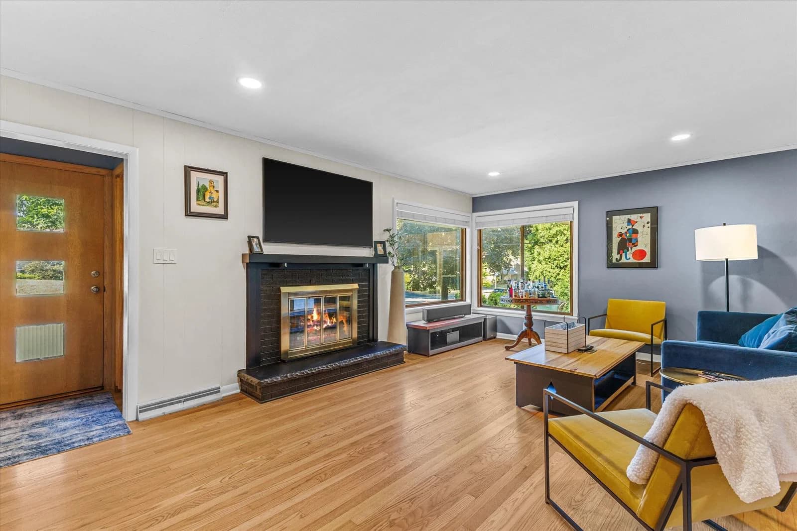 11825 Elmhurst 2