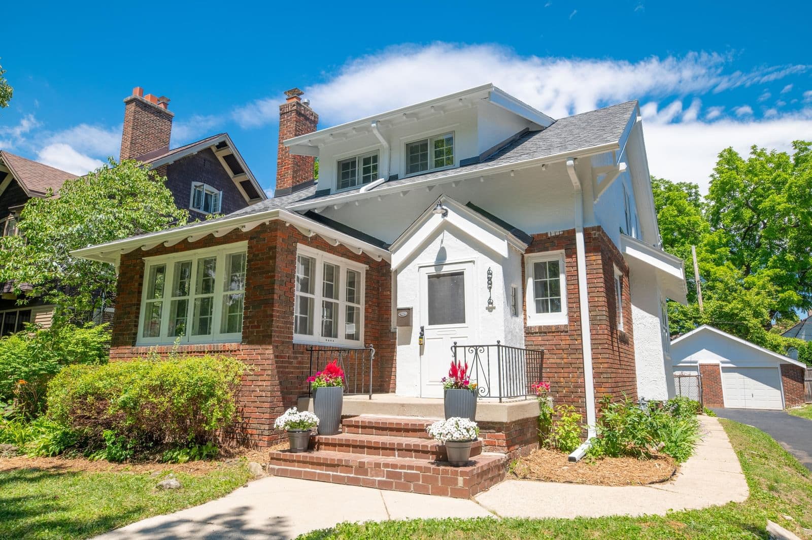 6816 Cedar 2