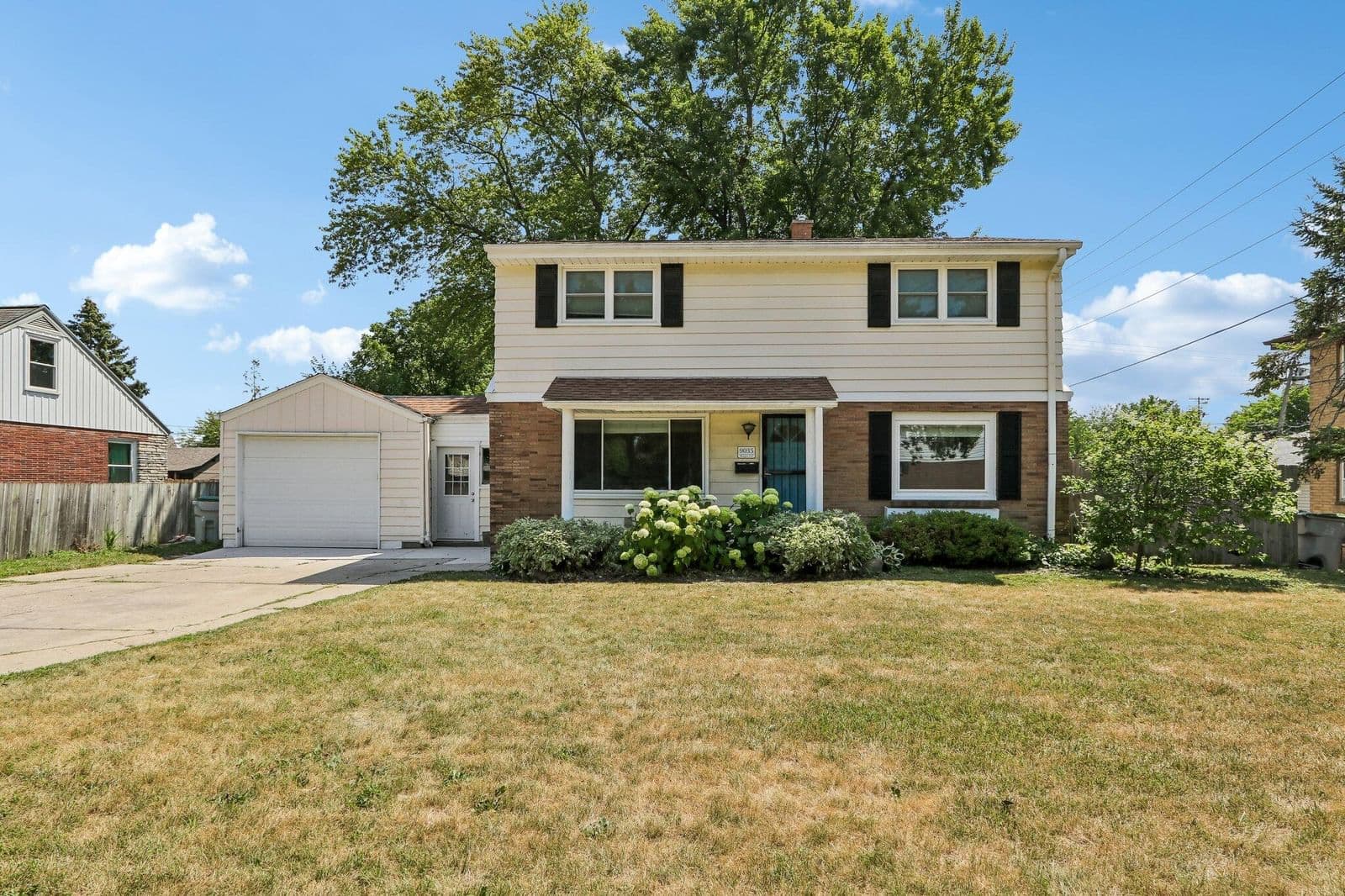 9035 Morgan, Milwaukee, WI 53228