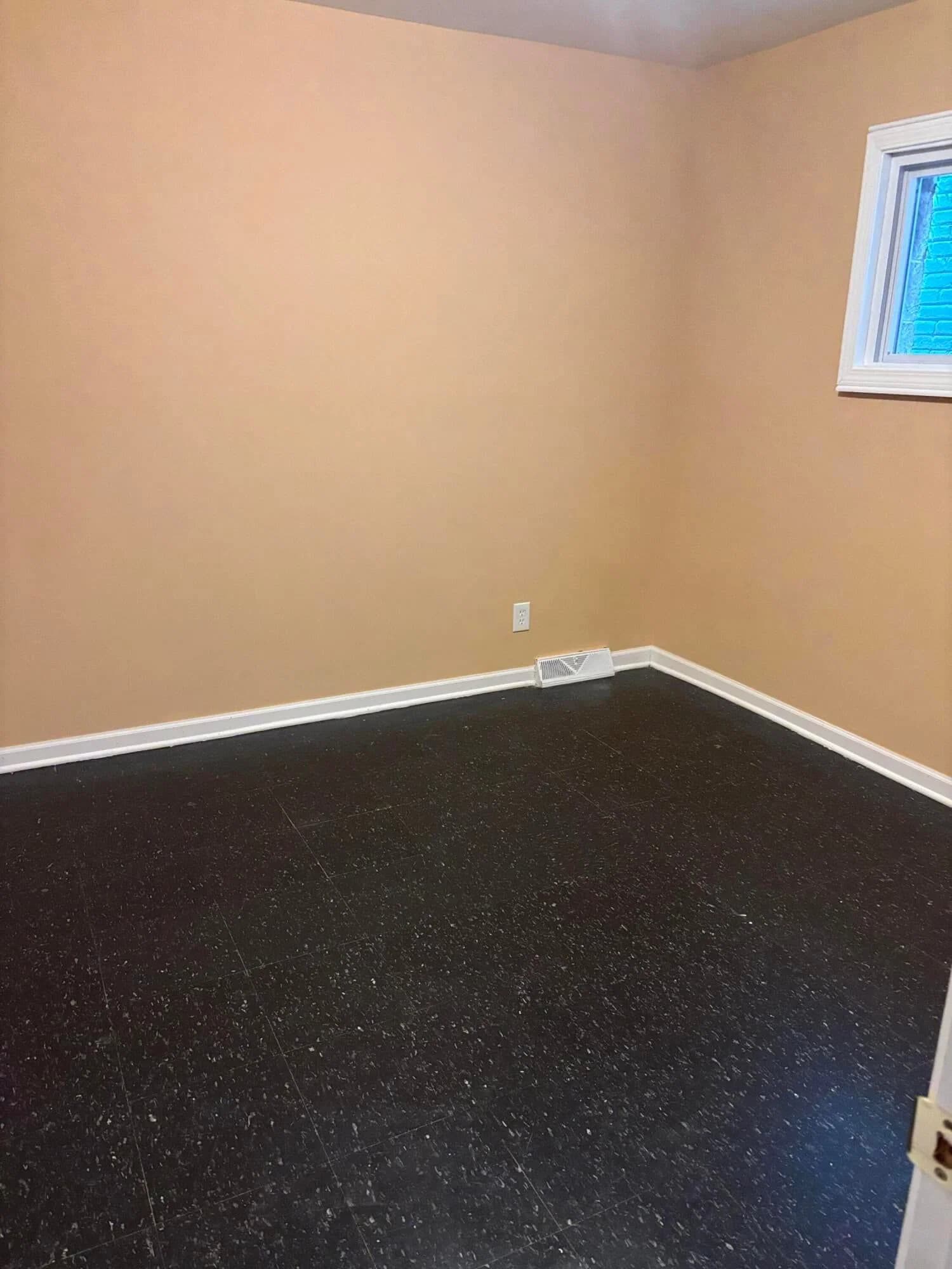 5112 Center 4
