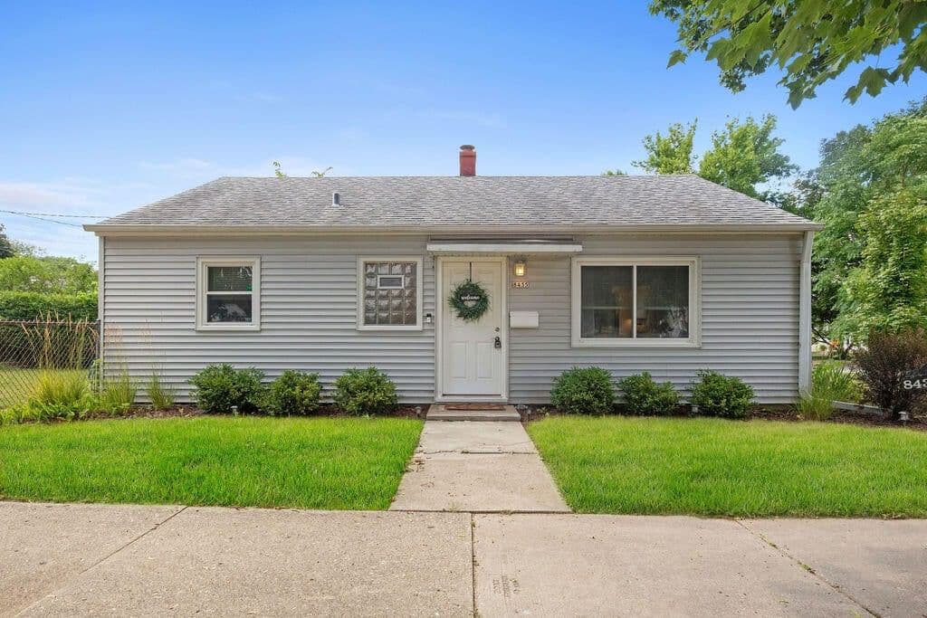 8435 Concordia, Milwaukee, WI 53222