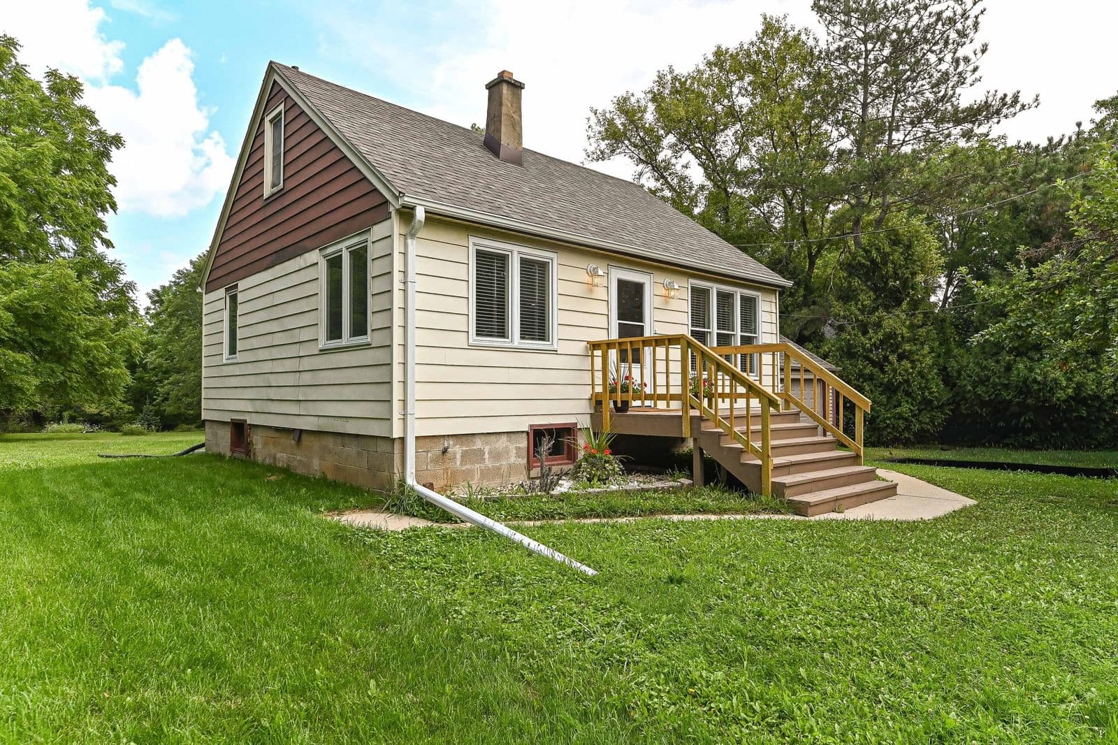 11810 Howard 3