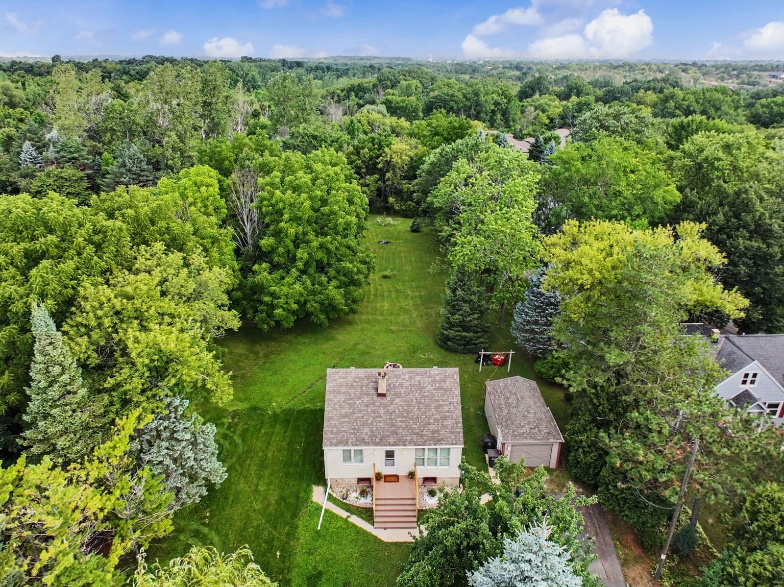11810 Howard, Greenfield, WI 53228