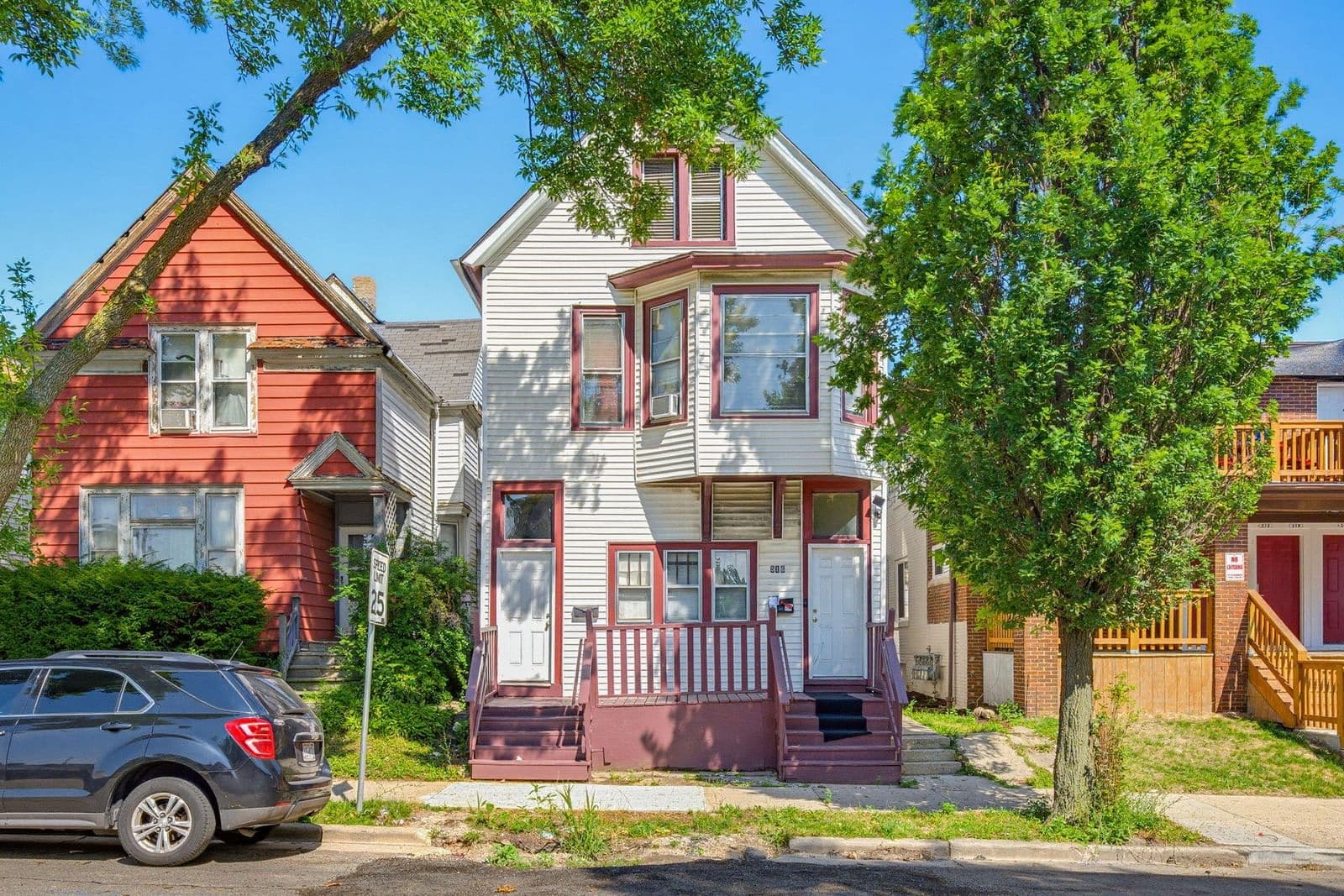 516 28th, Milwaukee, WI 53208