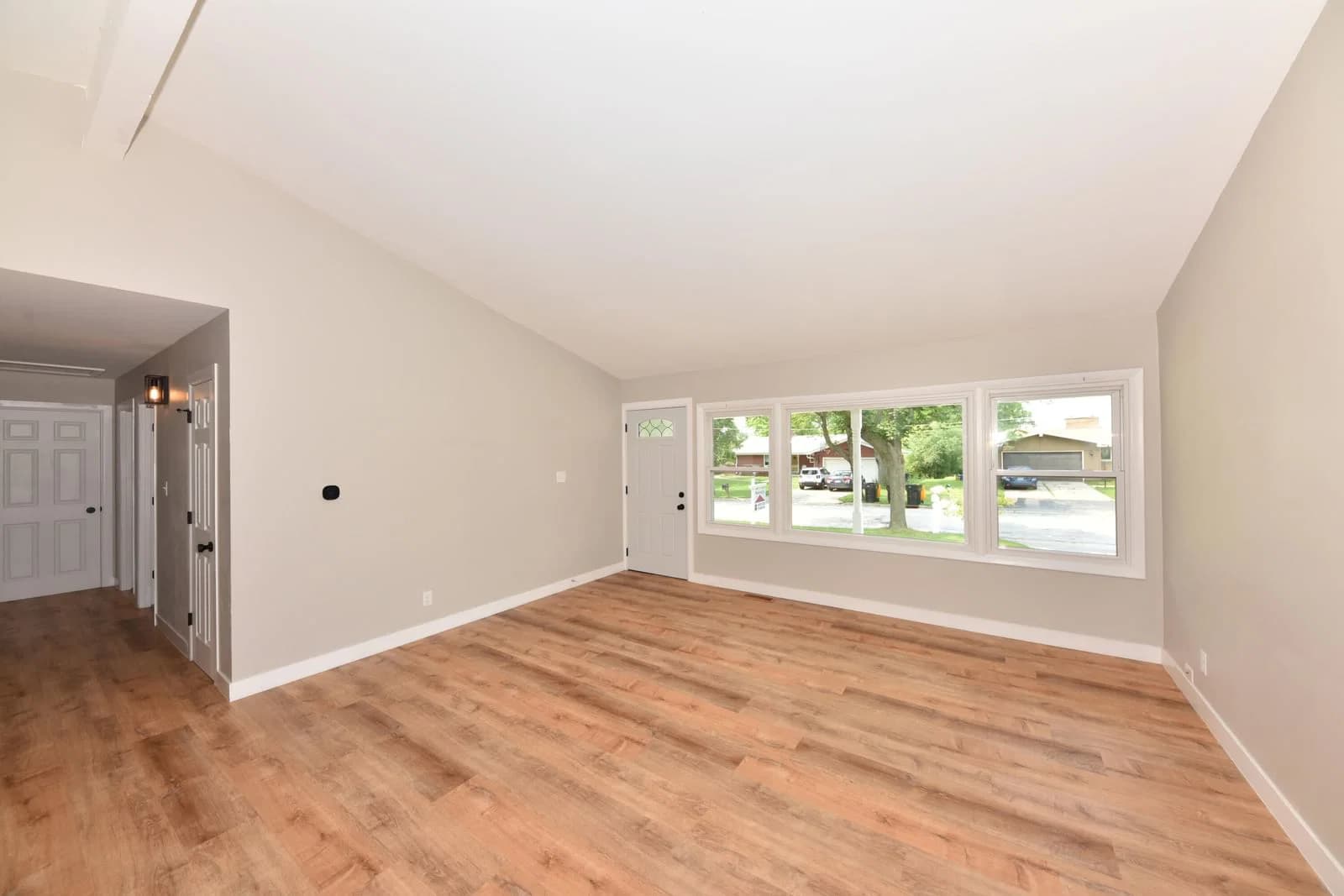 4460 Glenway 4