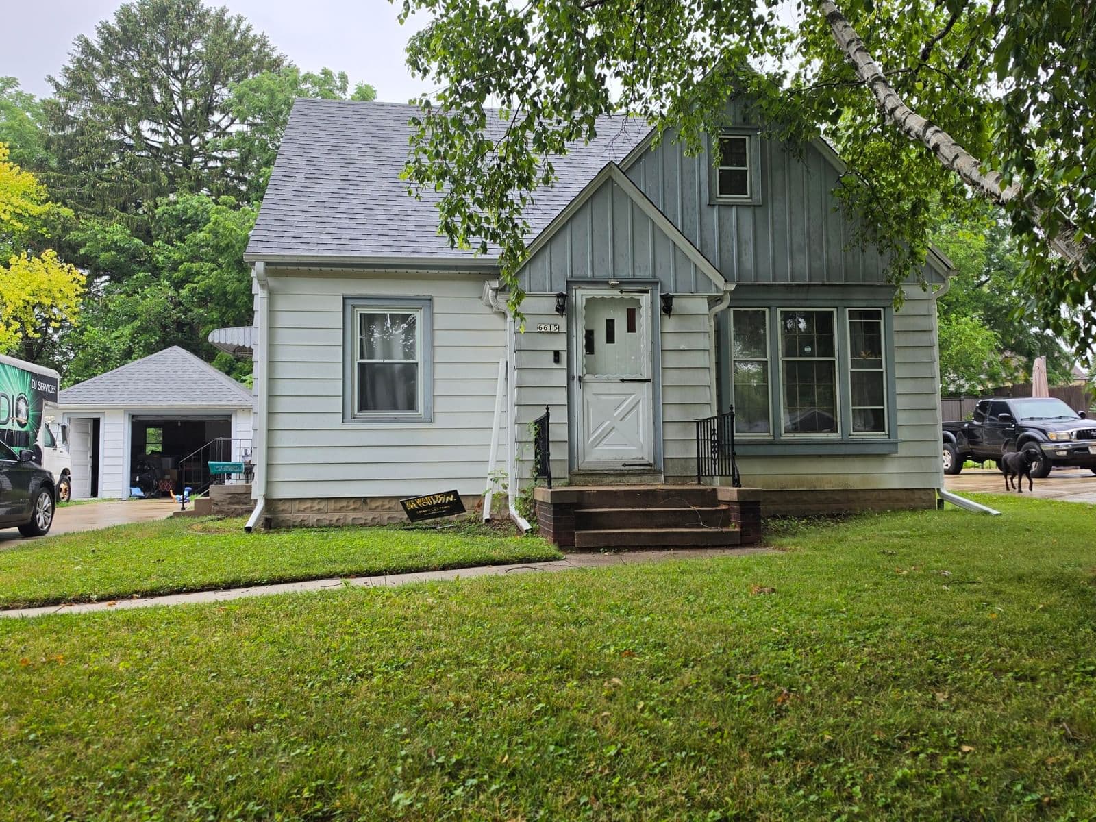 6615 42nd, Milwaukee, WI 53209
