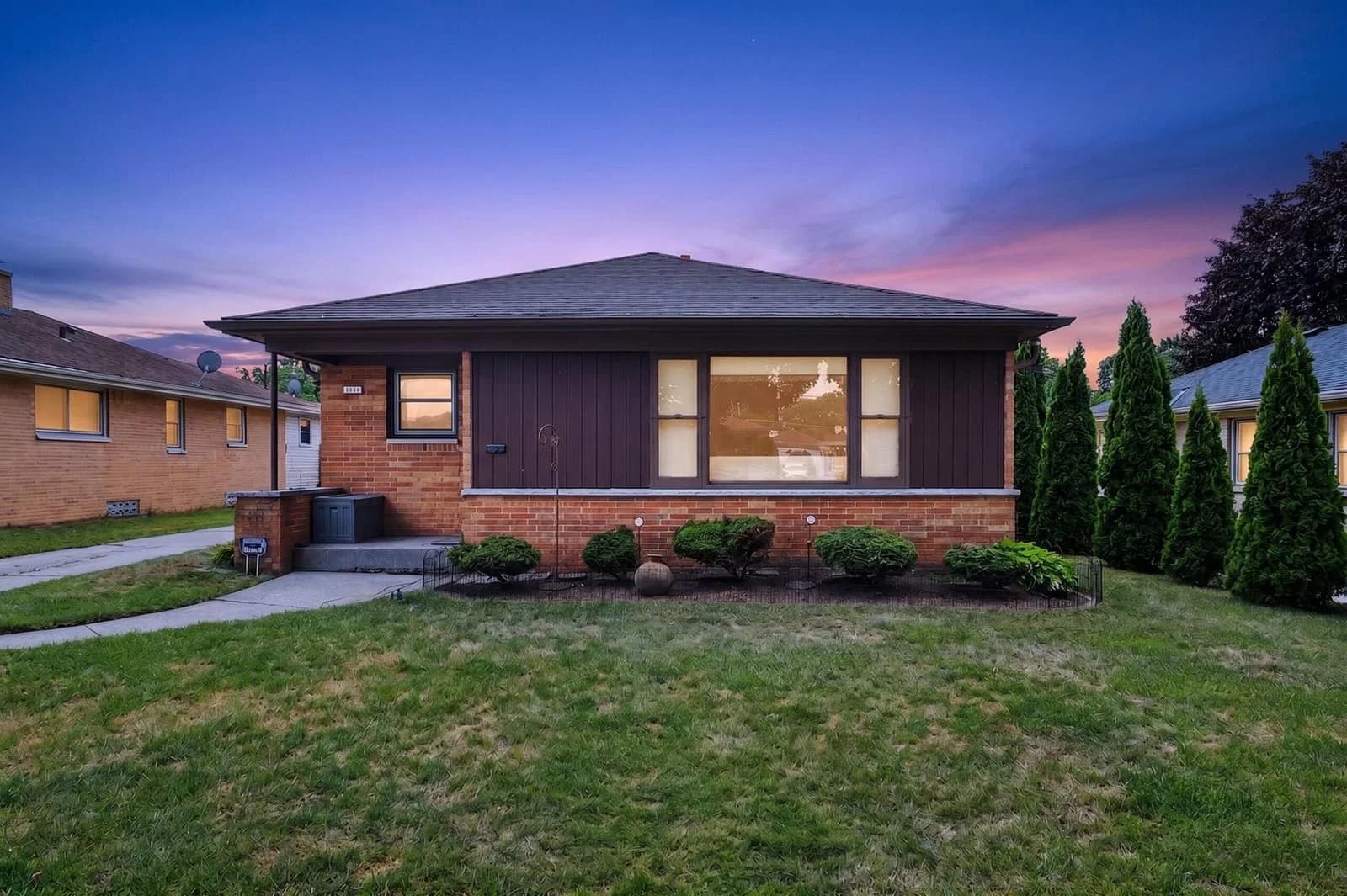 8109 Potomac, Milwaukee, WI 53218