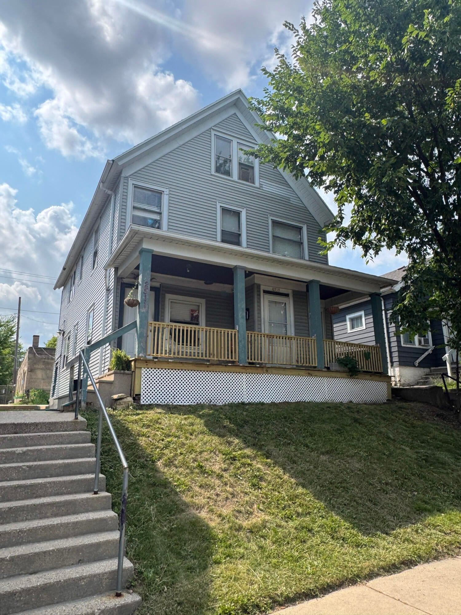 2511 Buffum, Milwaukee, WI 53212