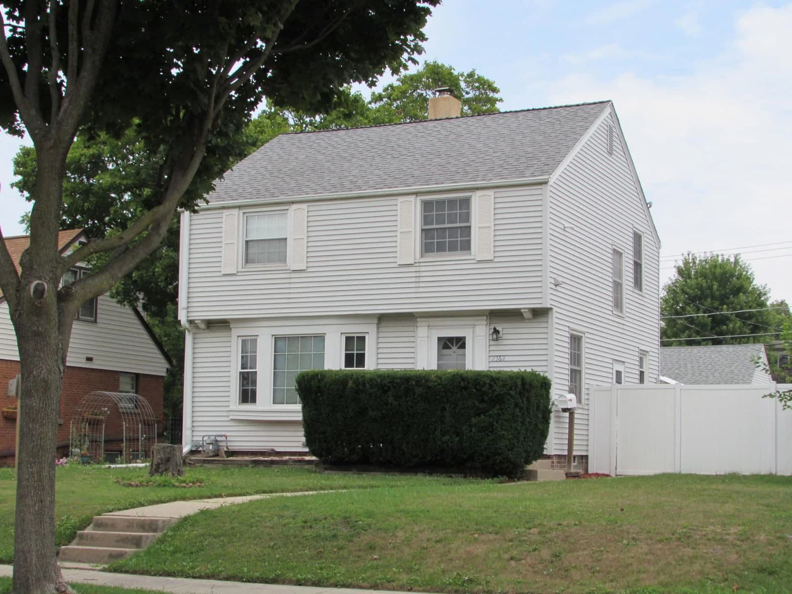 2362 78th, West Allis, WI 53219