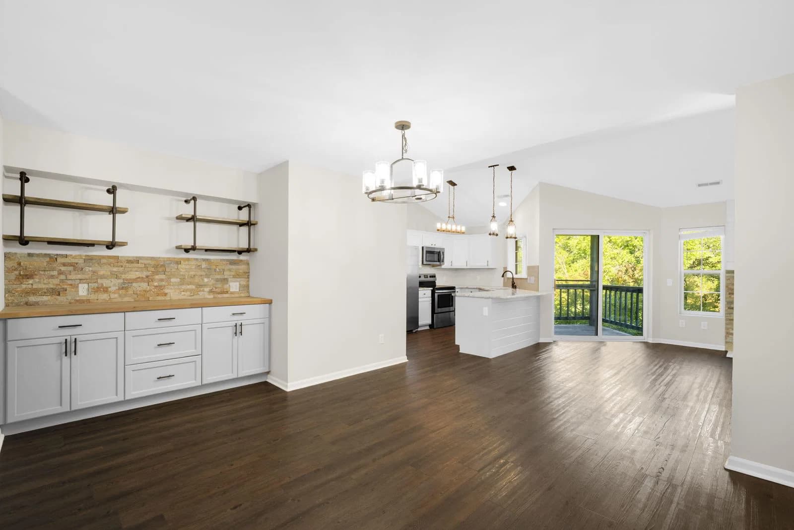 9140 Elm 4