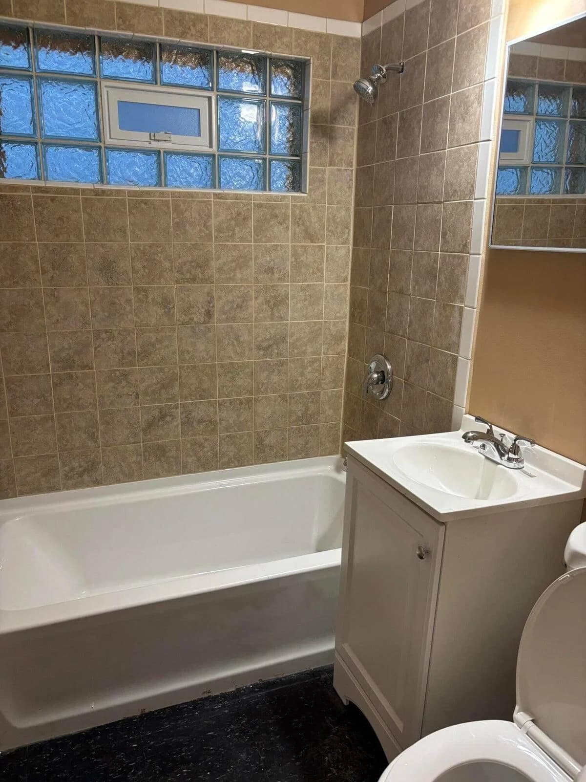 5112 Center 3