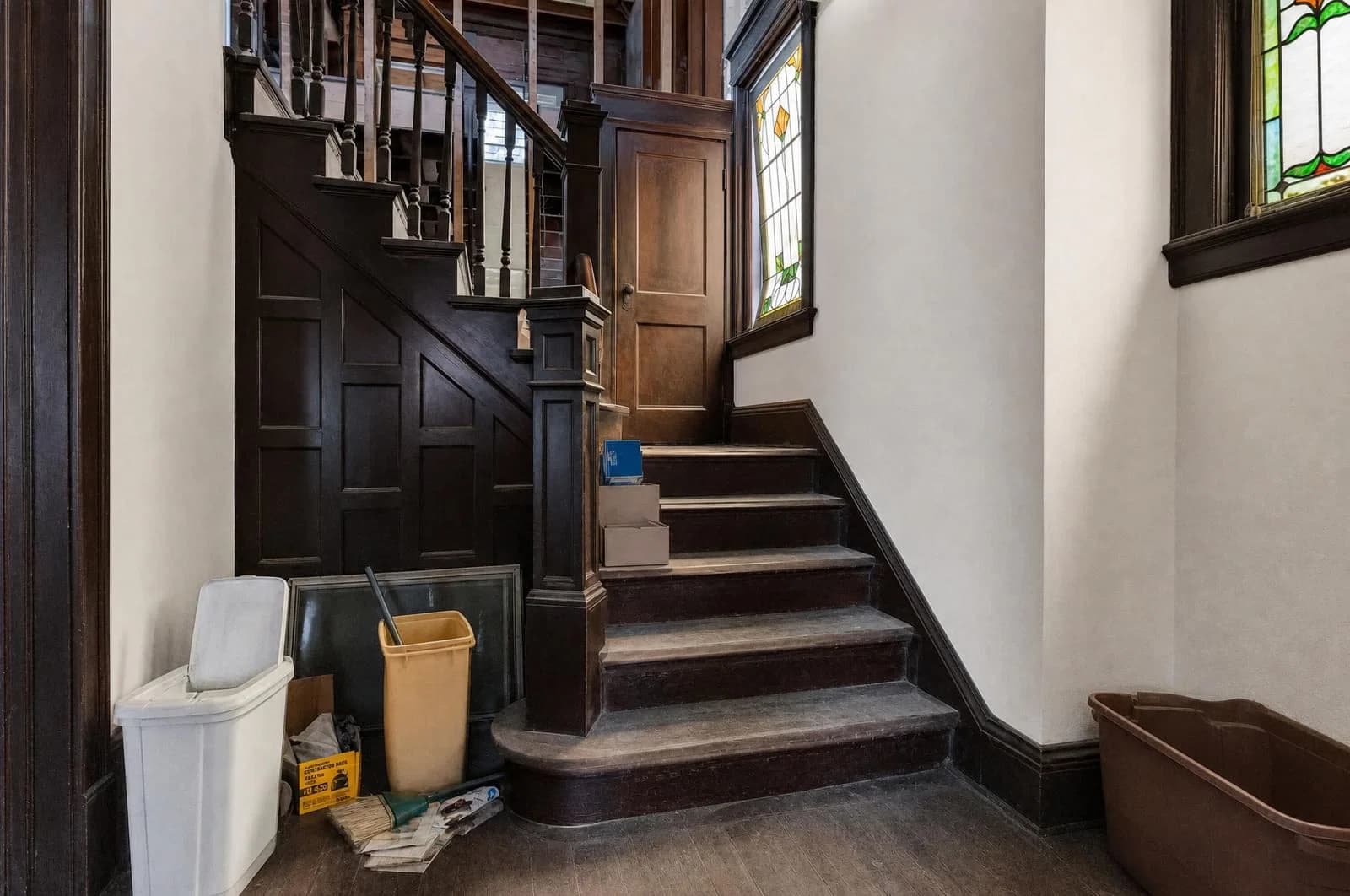 3911 Roberts 4