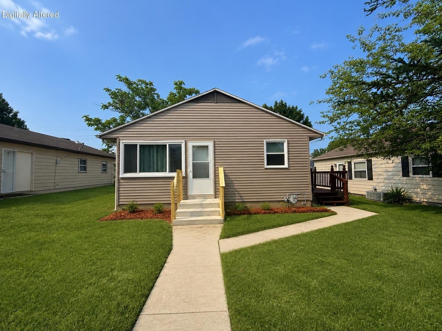 8208 Keefe, Milwaukee, WI 53222
