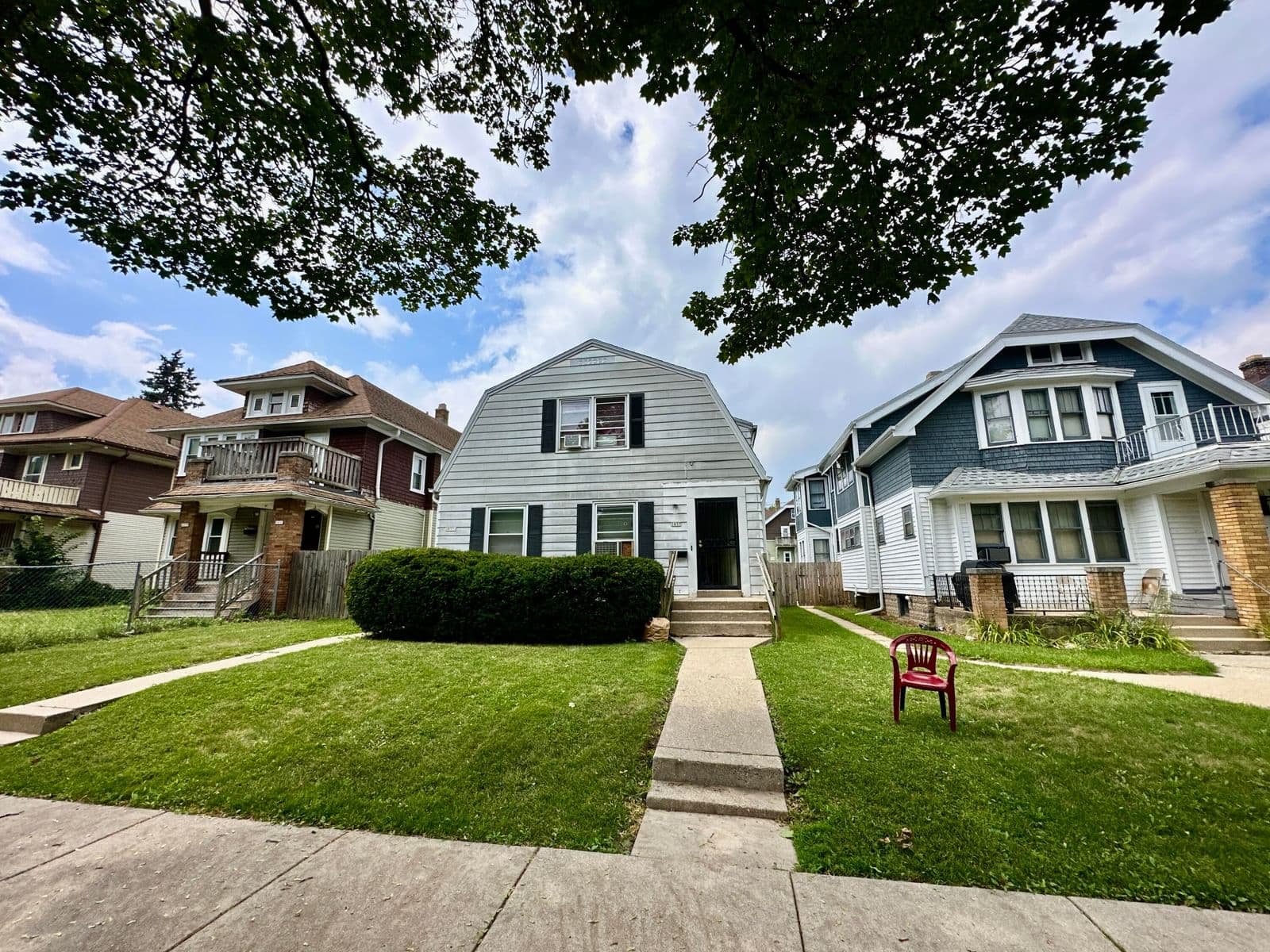 2857 49th, Milwaukee, WI 53210