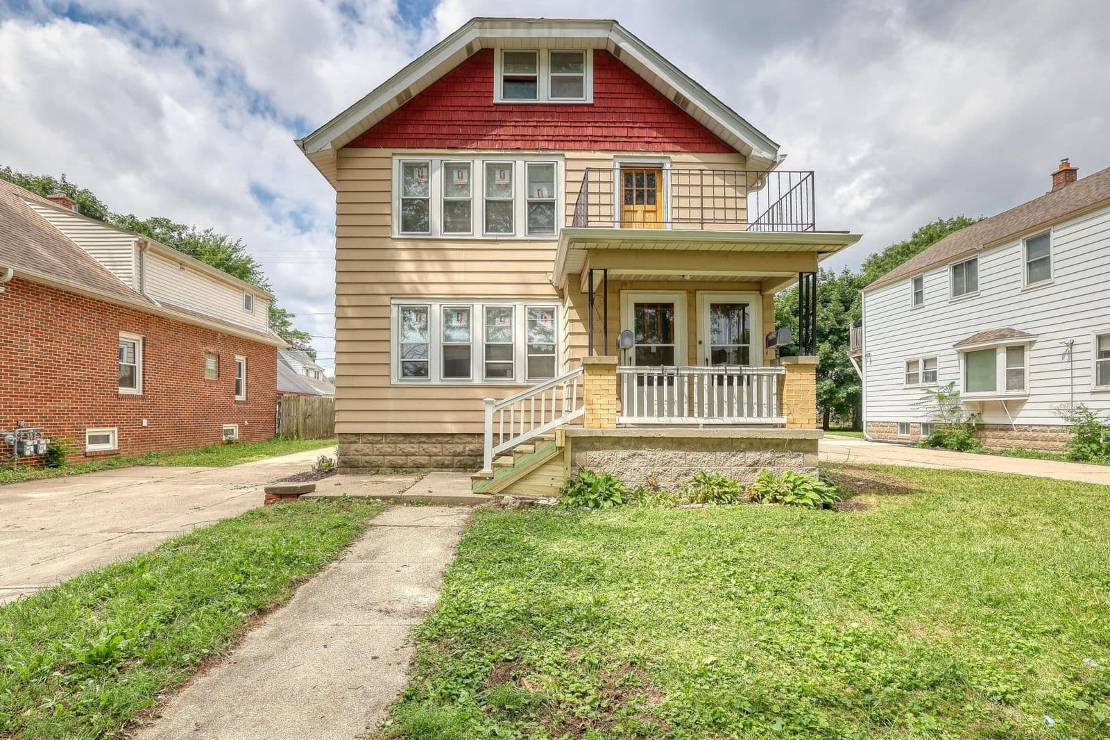 2225 82nd, West Allis, WI 53219