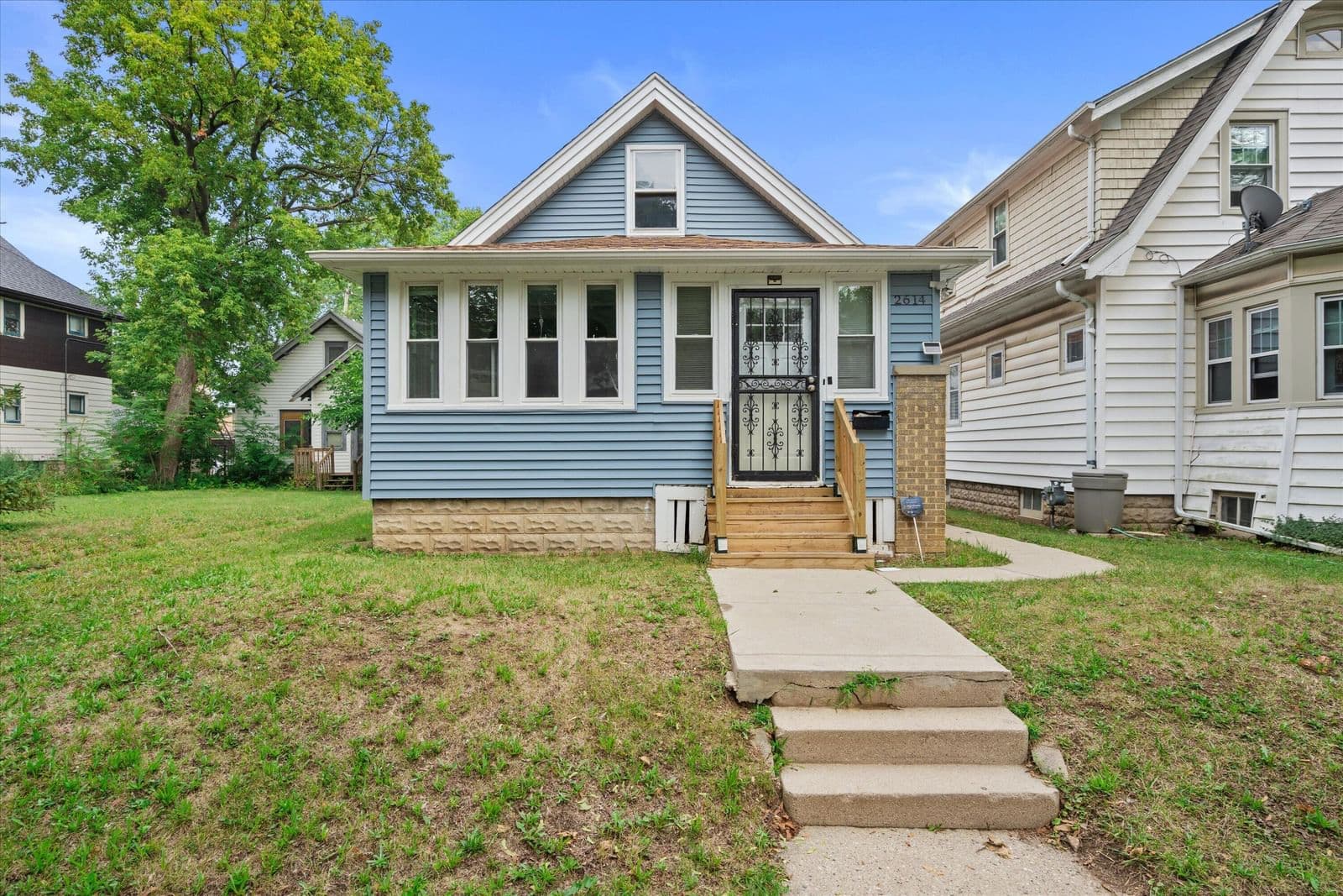 2614 53rd, Milwaukee, WI 53210