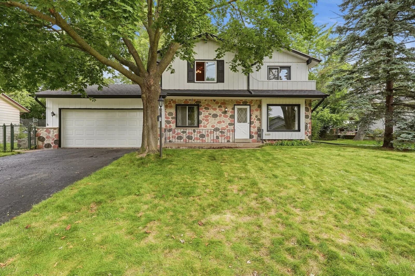 10042 Tower, Milwaukee, WI 53224