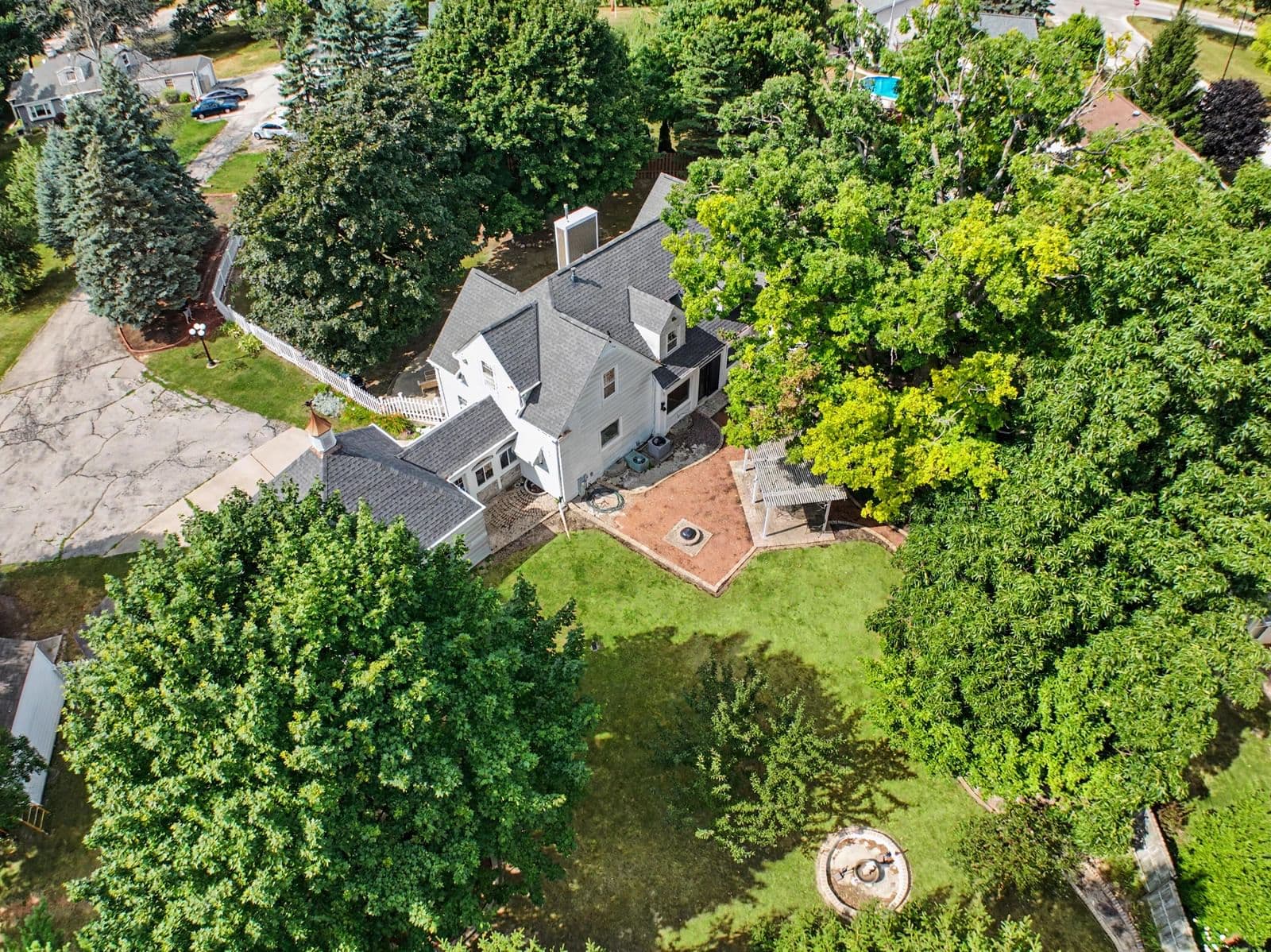 3123 Grange, Greenfield, WI 53221