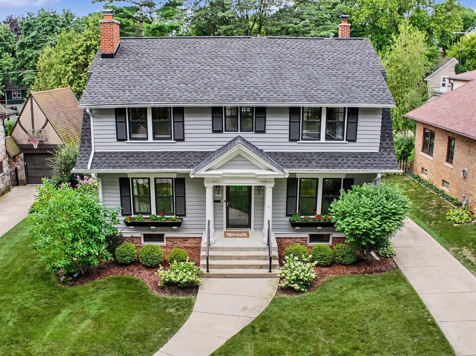 2029 Underwood, Wauwatosa, WI 53213