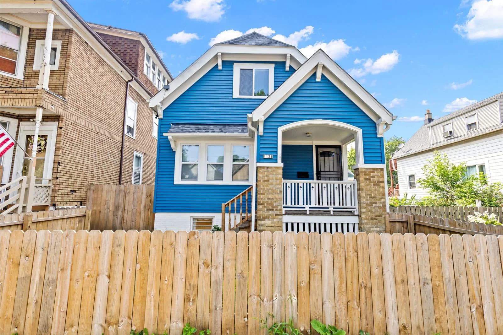 1131 17th, Milwaukee, WI 53204