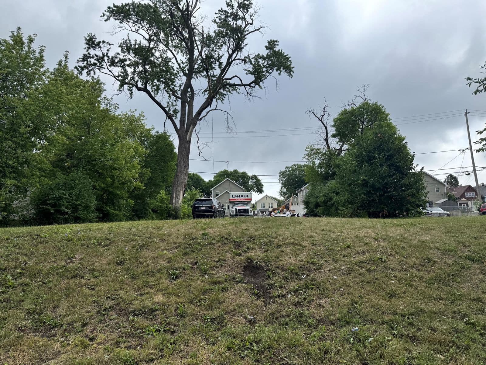 2120 40th, Milwaukee, WI 53208