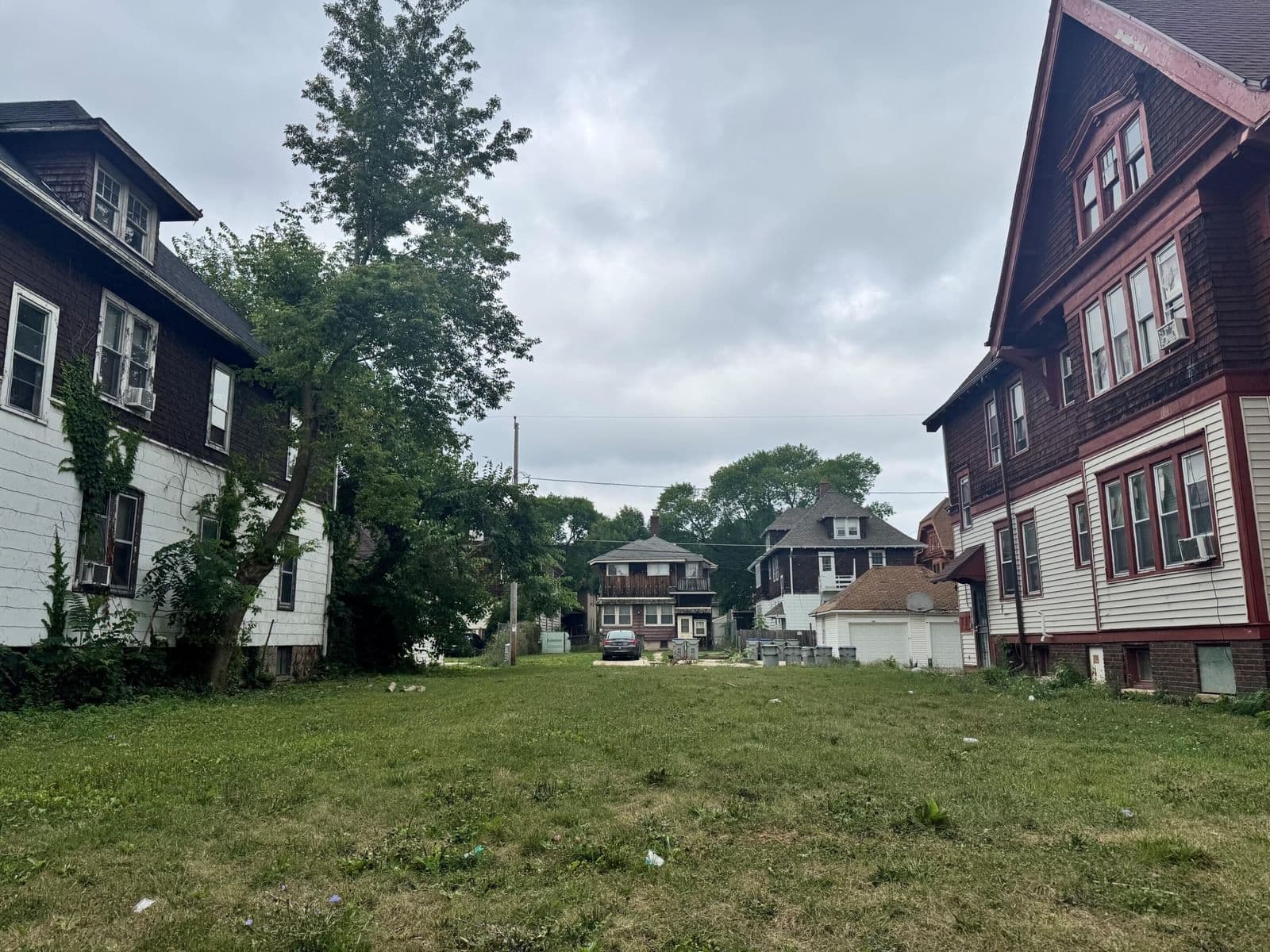 2541 40th, Milwaukee, WI 53210
