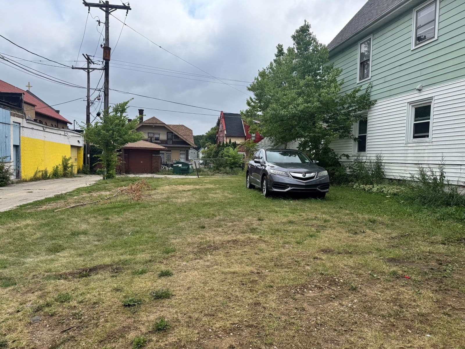 2236 44th, Milwaukee, WI 53208