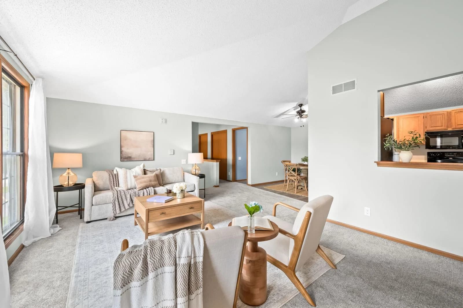 8110 Forest Hills 5