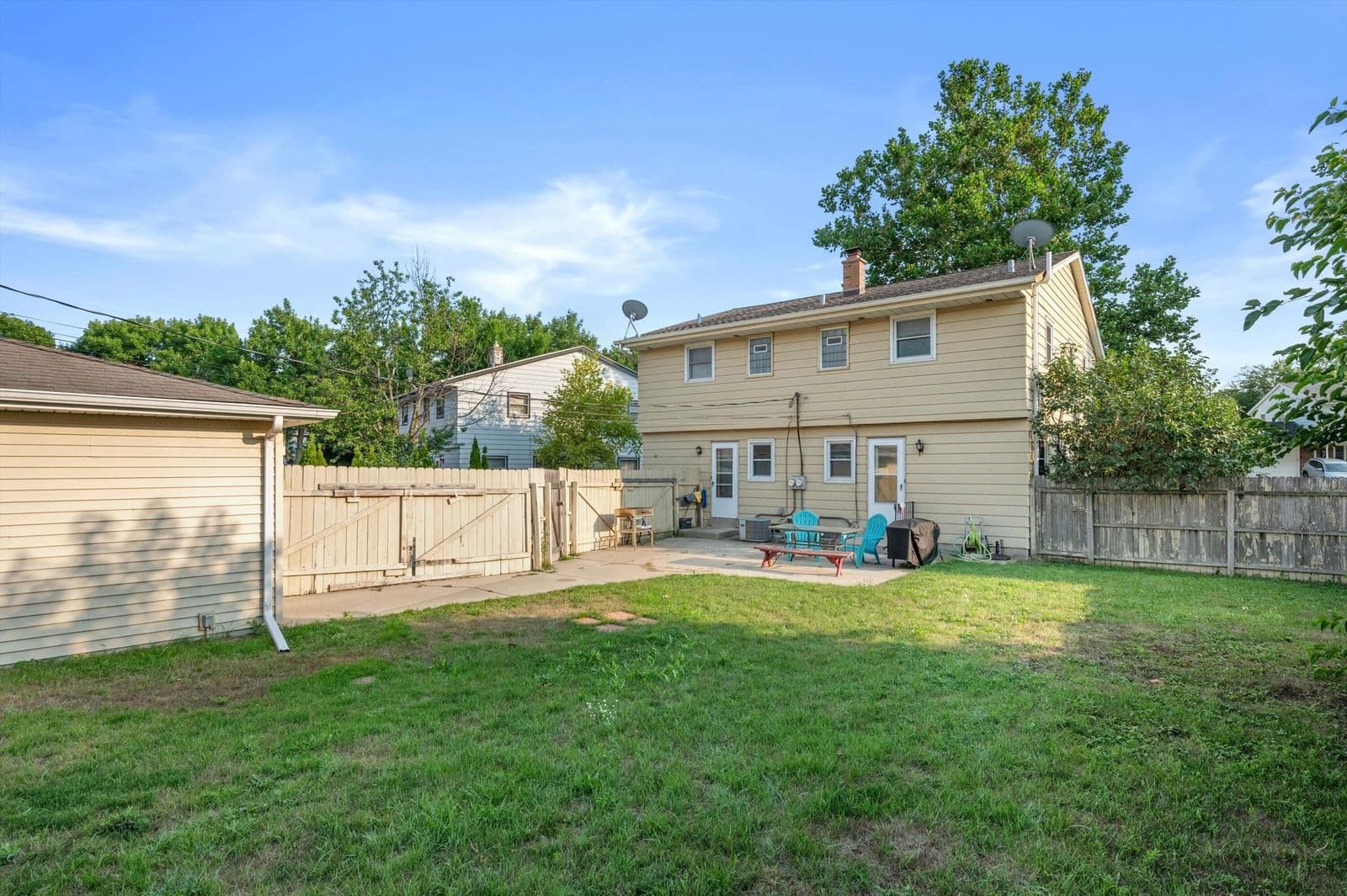 8308 Crawford 4