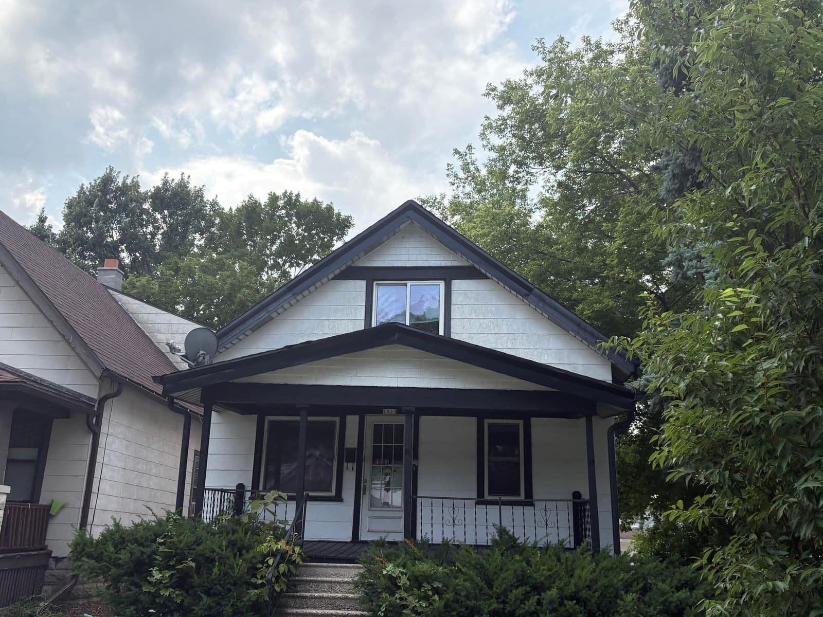 1933 68th, West Allis, WI 53219